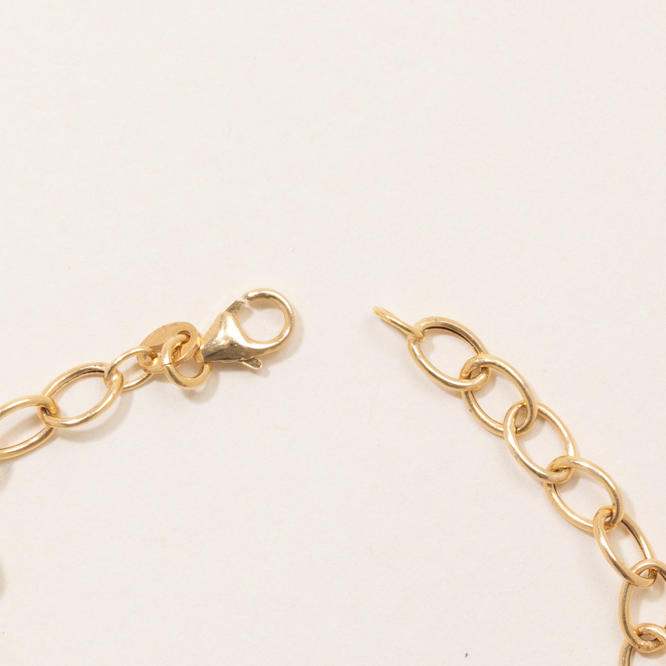 Heart Cut Resin Cable Chain Charm Bracelet | 7.25" |