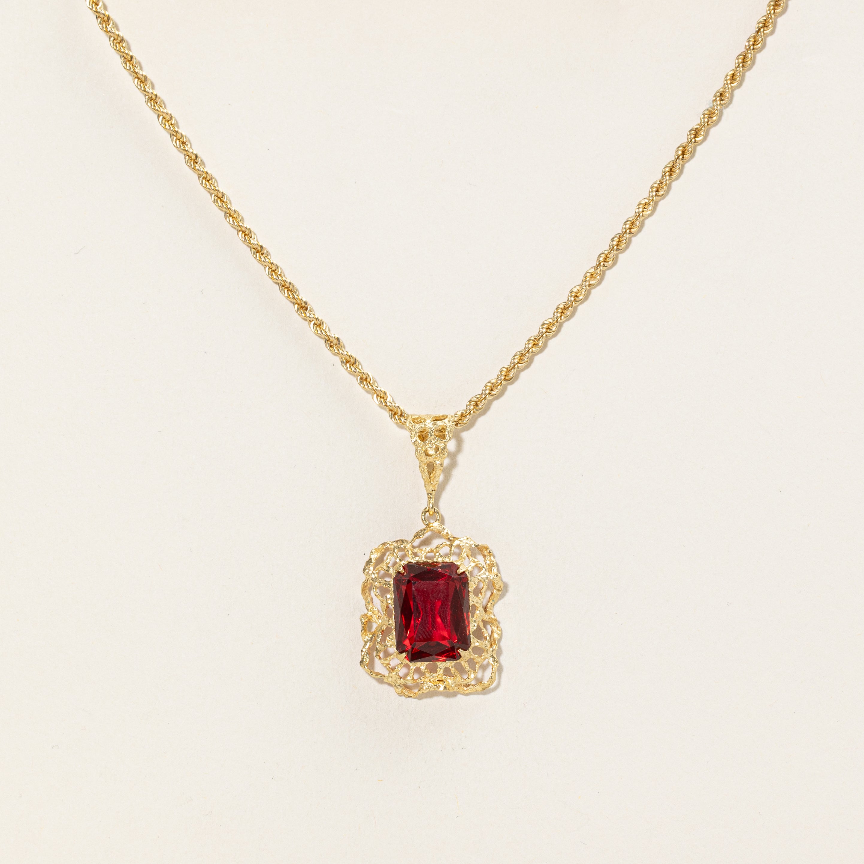 Red Glass Rope Chain Pendant Necklace | 15.0ct | 23" |