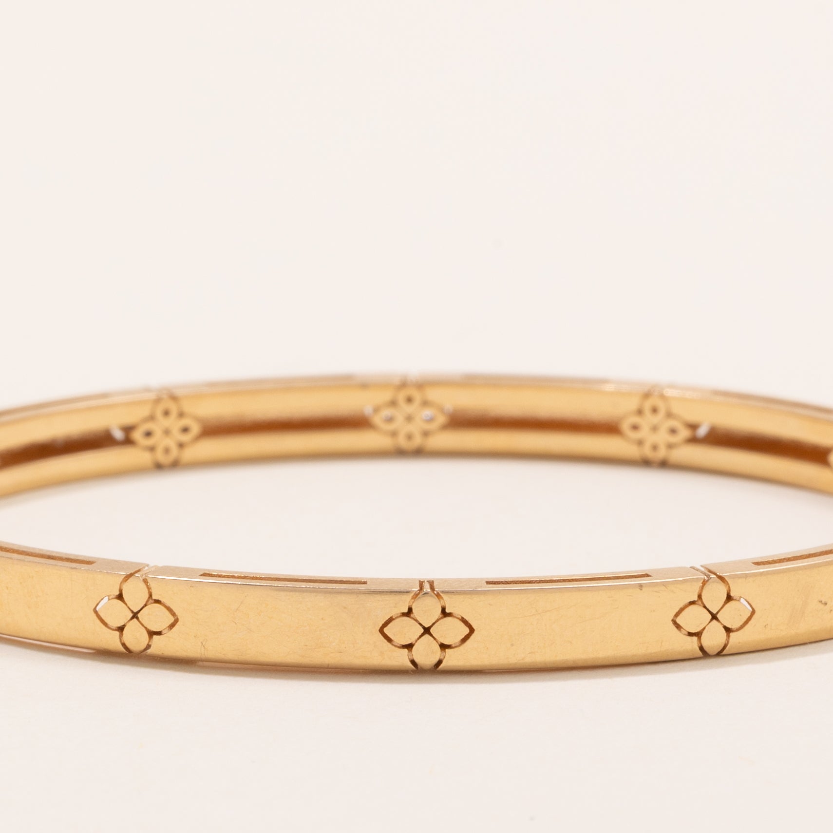 'Roberto Coin' Love In Verona Rainbow Bangle | 0.15, 0.02ctw | 7.25" |