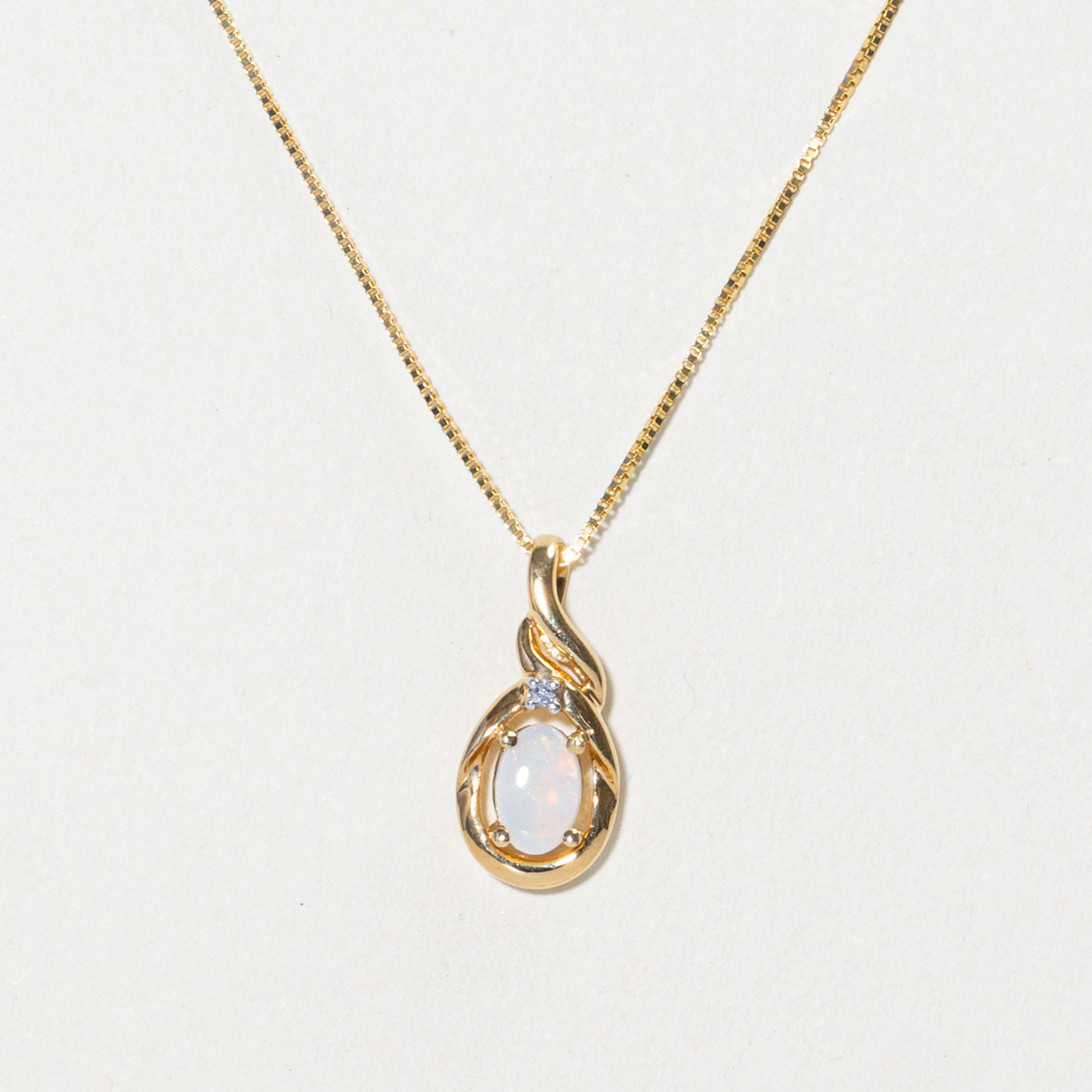 Opal & Diamond Pendant Necklace | 0.15ct, 0.01ct | 18"