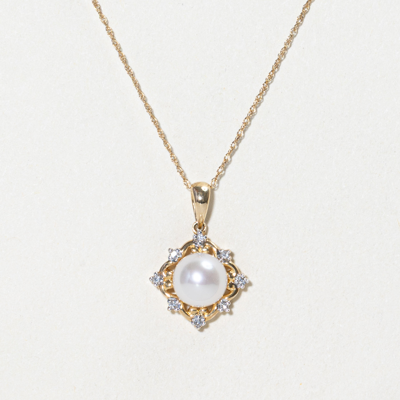 Collier pendentif diamant et perle | 0,04 ct | 45,7 cm