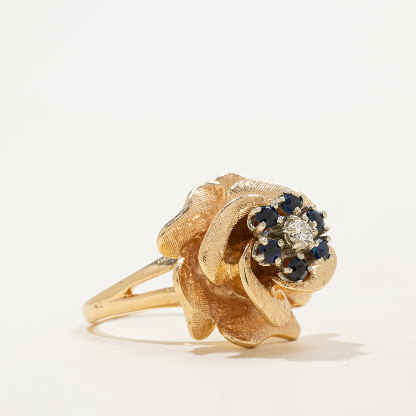 14K Diamond & Sapphire Flower Cocktail Ring | 0.08ct, 0.30ctw | SZ 7.25