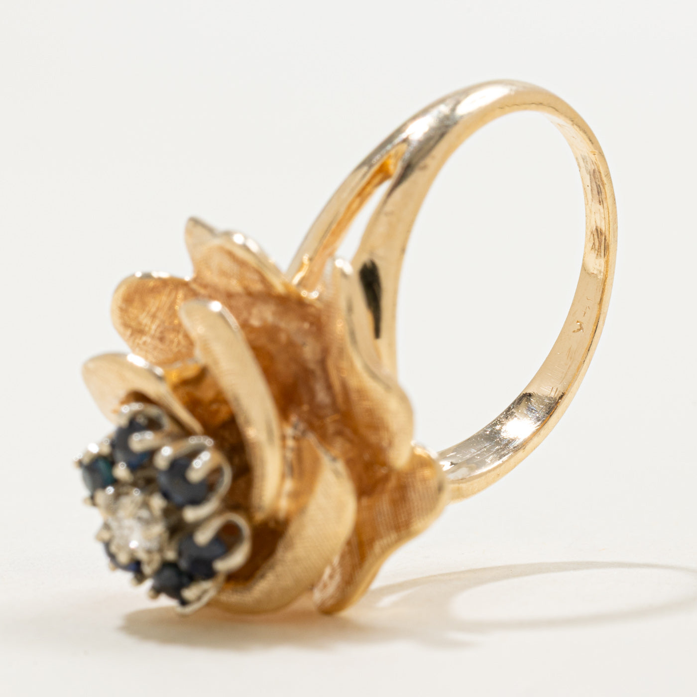 14K Diamond & Sapphire Flower Cocktail Ring | 0.08ct, 0.30ctw | SZ 7.25