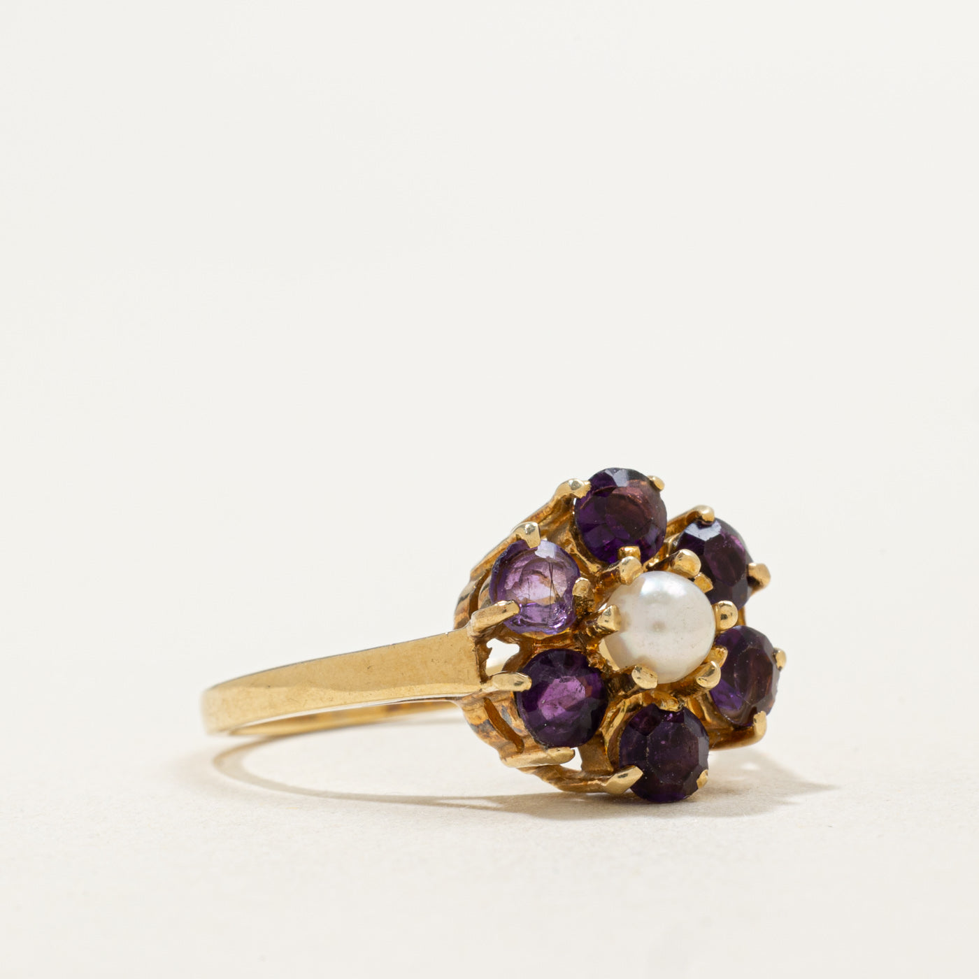 14K Round Cut Amethyst & Pearl Flower Ring | 0.90ctw | SZ 6.25