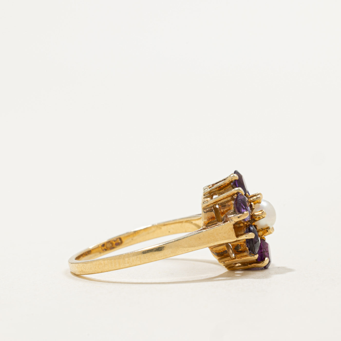 14K Round Cut Amethyst & Pearl Flower Ring | 0.90ctw | SZ 6.25