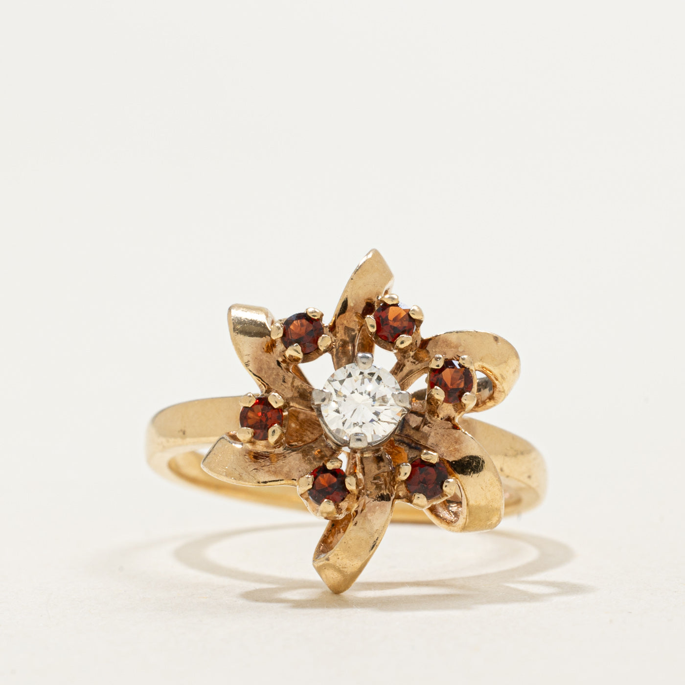 14K Diamond & Garnet Floral Ring | 0.18ct, 0.18ctw | SZ 6.0