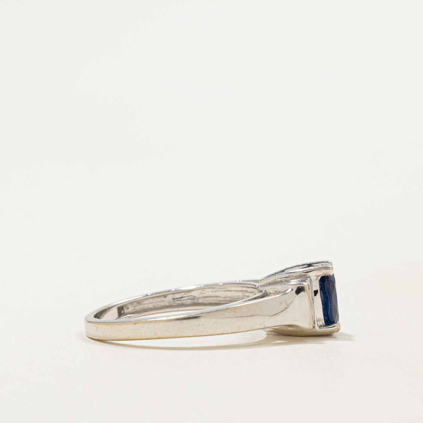 14K Oval Cut Sapphire & Diamond Accented Ring | 0.85ct, 0.06ctw | SZ 6.75