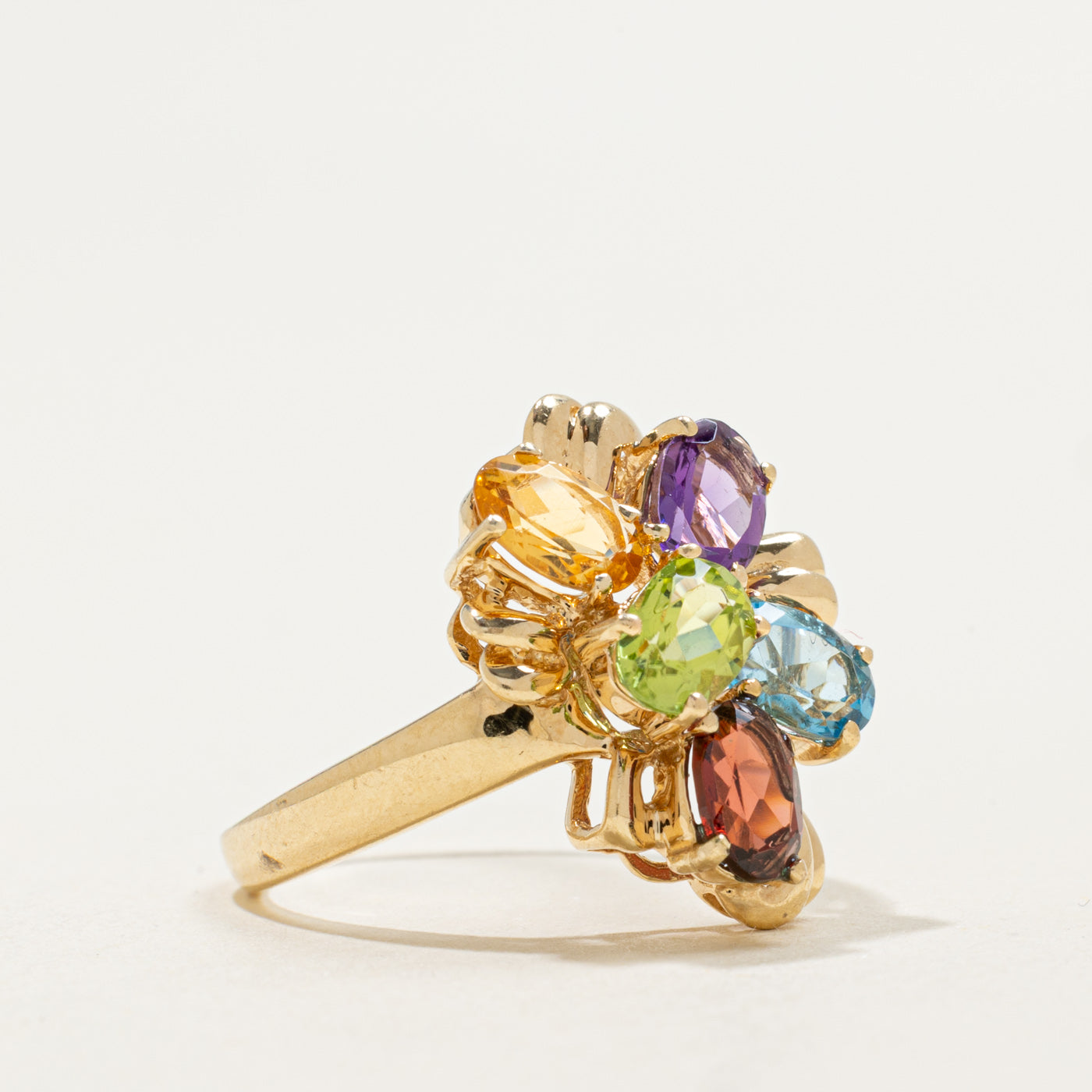 Bague cocktail ornée de plusieurs pierres précieuses en or 14 carats | 2,50 ct au total | Taille 7