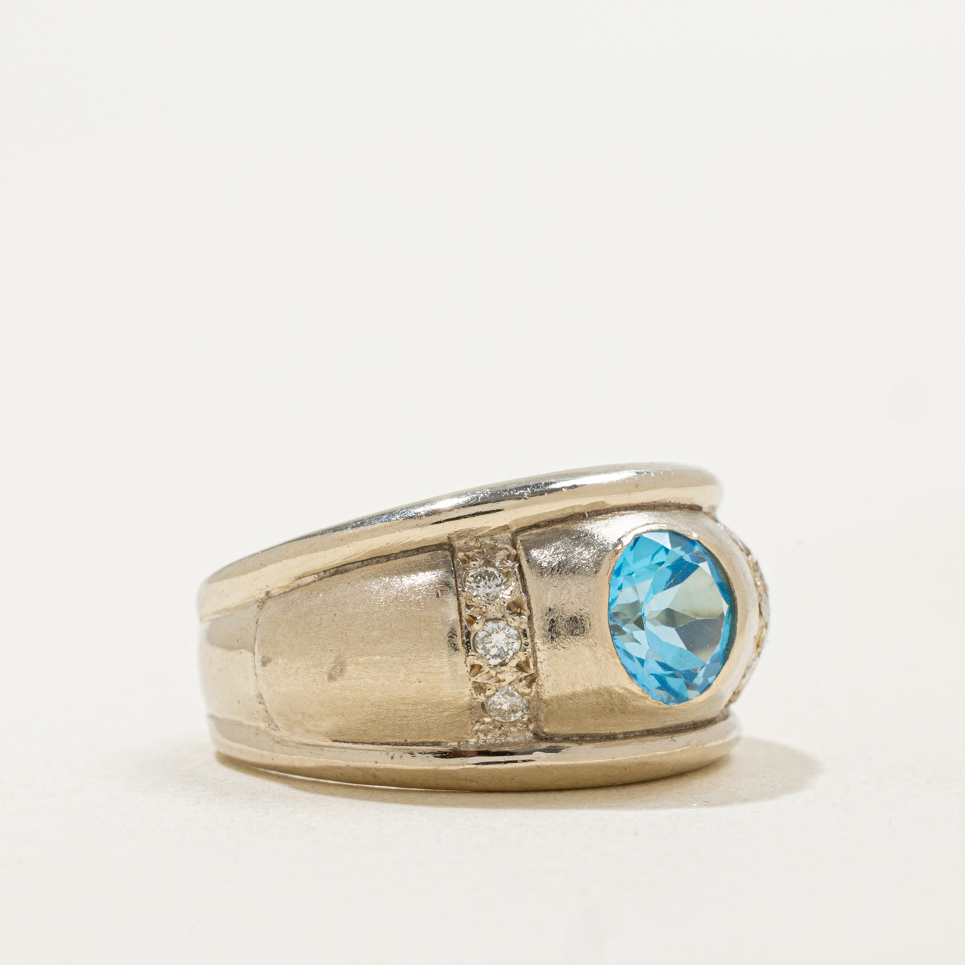 14K Round Cut Blue Topaz & Diamond Chunky Ring | 1.05ct, 0.12ctw | SZ 6.0