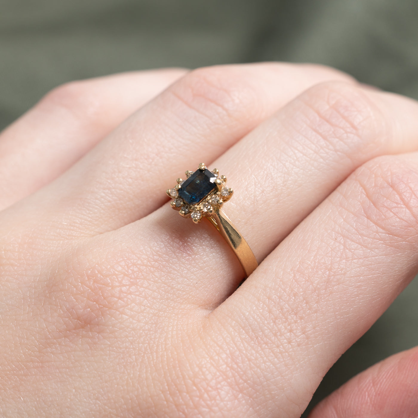 Emerald Cut Sapphire & Diamond Petal Halo Ring | 0.40ct, 0.06ctw | SZ 6.0