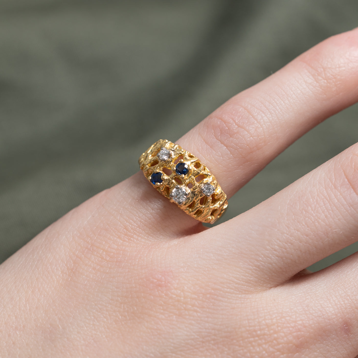 Sapphire & Diamond Textured Openwork Band | 0.06ctw, 0.12ctw | SZ 3.75