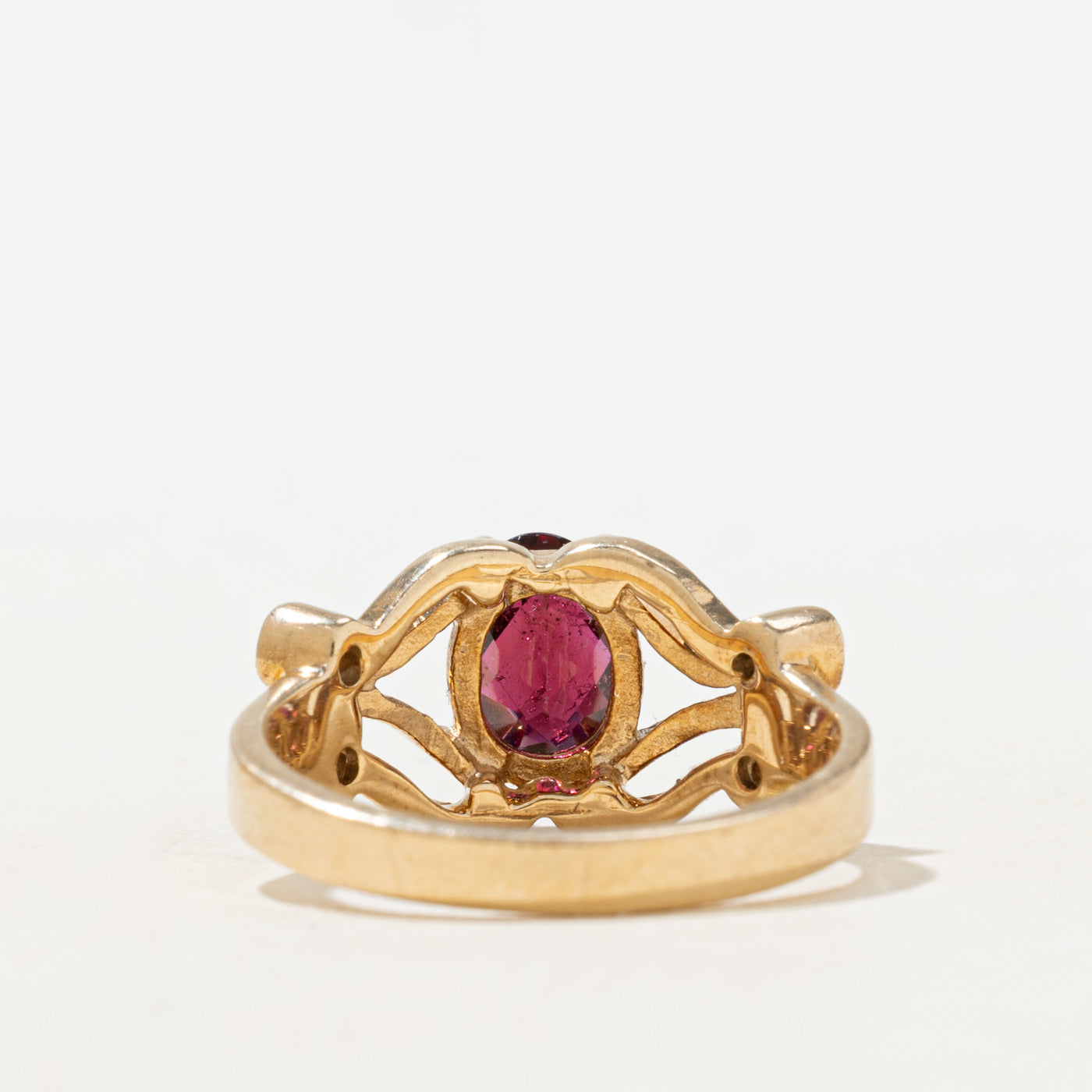Solitaire Garnet Scrollwork Ring | 1.60ct | SZ 6.75