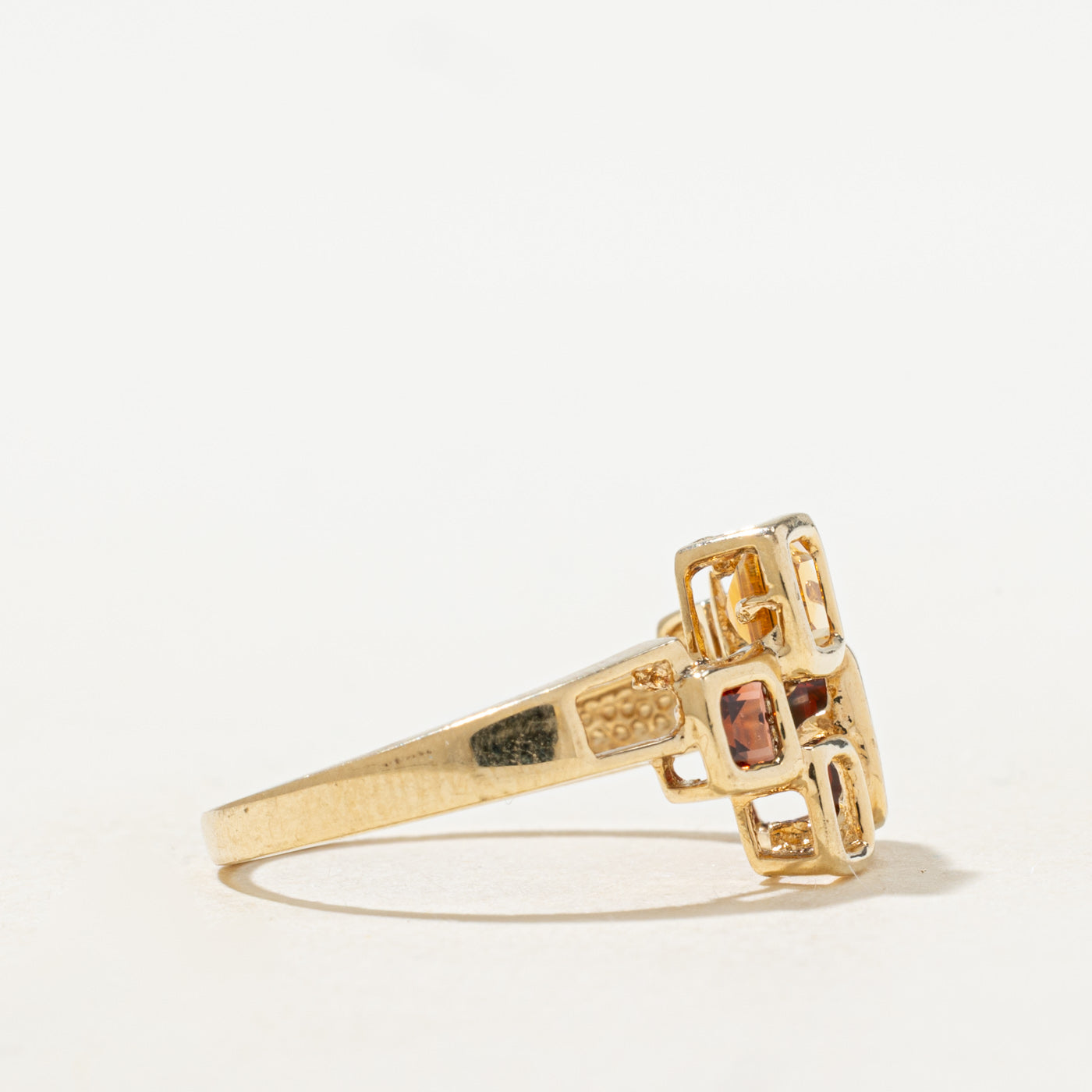 Bague géométrique en grenat et citrine taille carrée | 0,89 ct | Taille 6,75