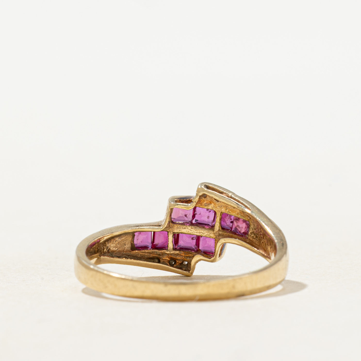 Bague sertie de rubis et de diamants | Taille 6,25