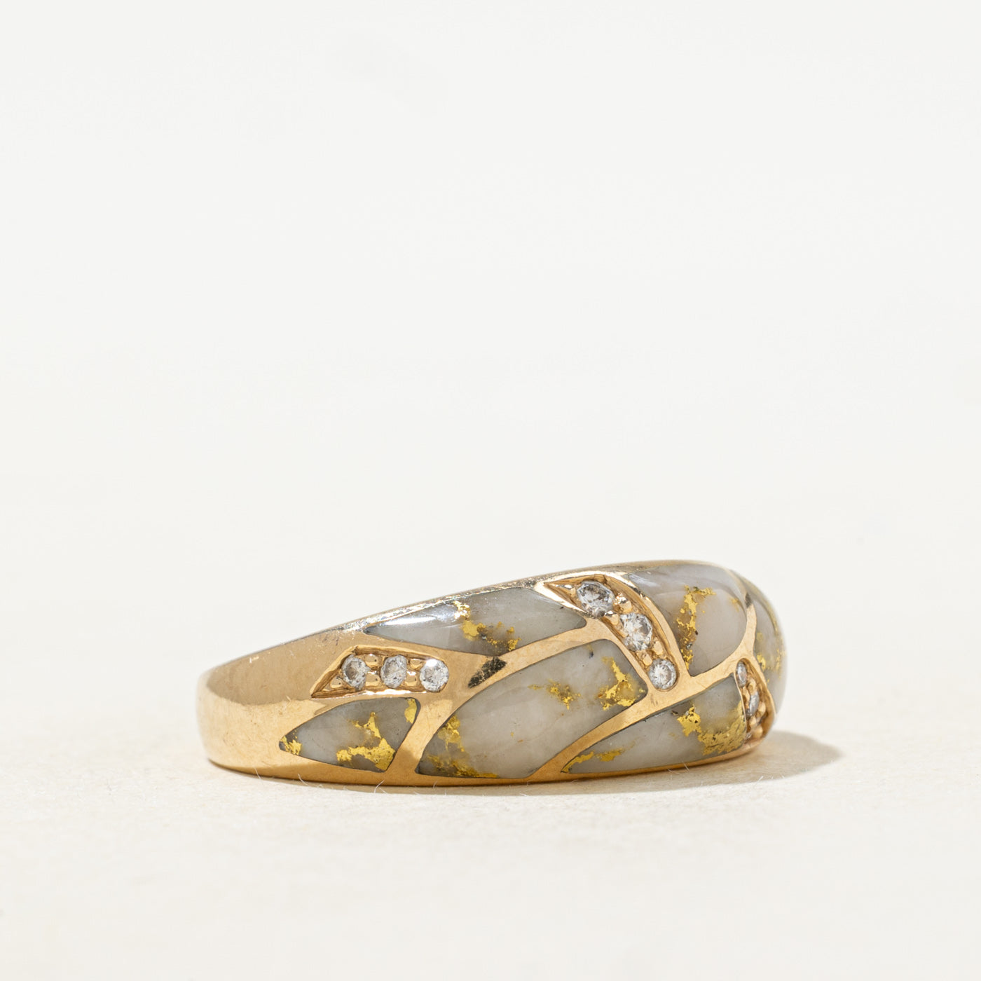 Bague bombée texturée en quartz et diamants | 1,0 ct, 0,05 ct | Taille 7,75