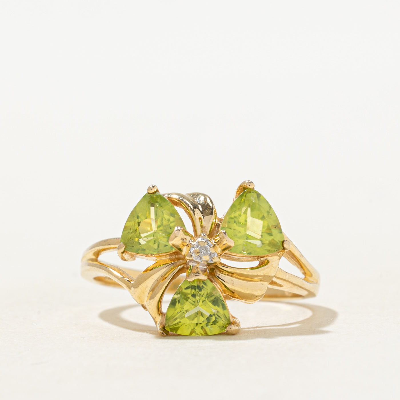 Peridot & Diamond Floral Ring | 1.20ctw, 0.01ct | SZ 6.0