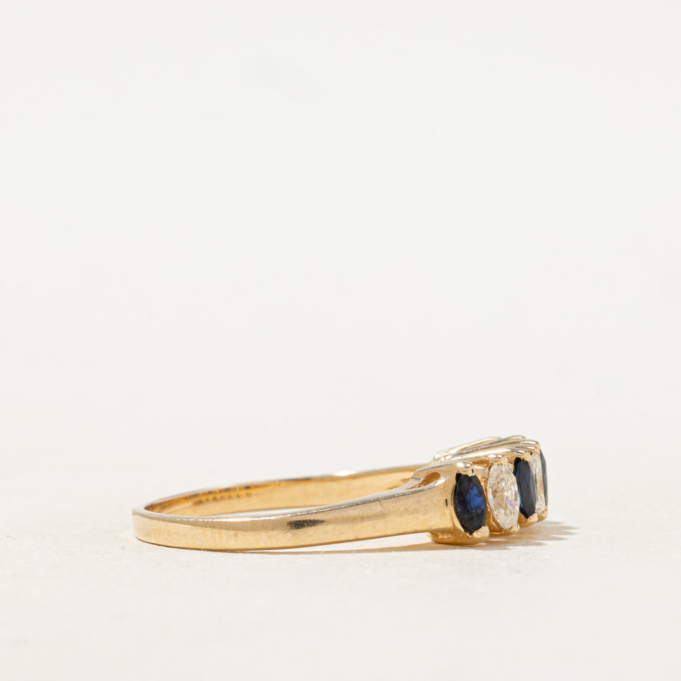 Bague sept pierres saphir taille marquise et diamants | 0,12 ct, 0,15 ct | Taille 7