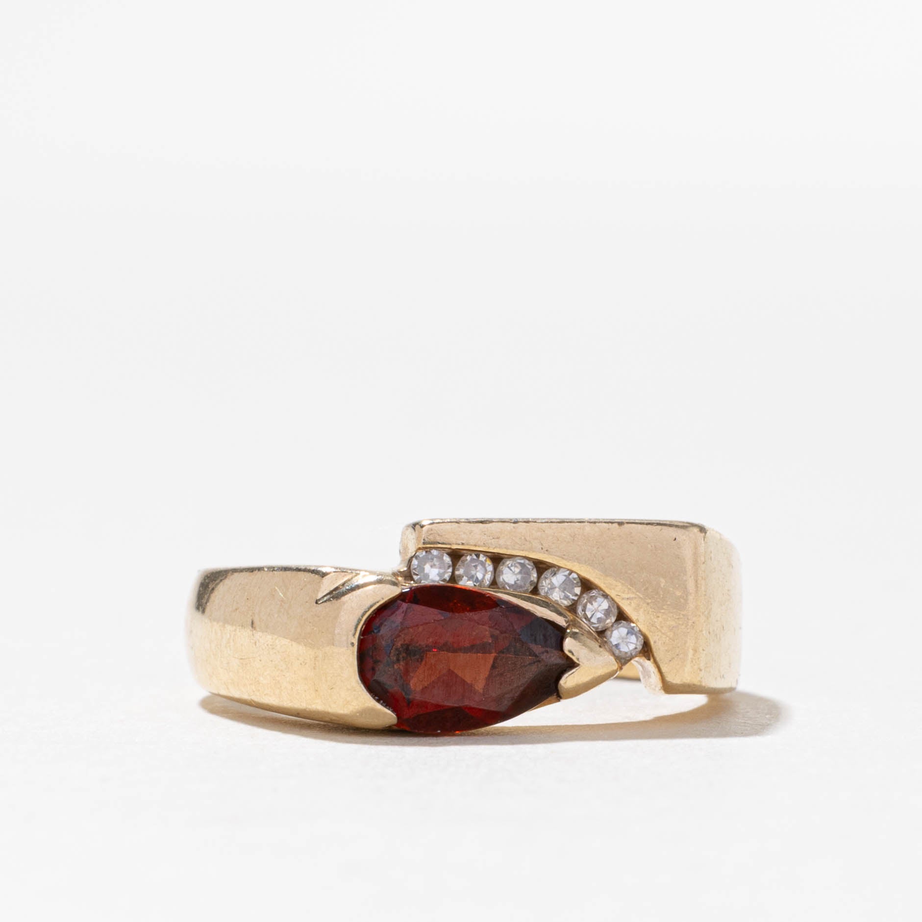 10k Pear Cut Garnet & Diamond Geometric Ring | 0.90ct, 0.03ctw | SZ 5.5
