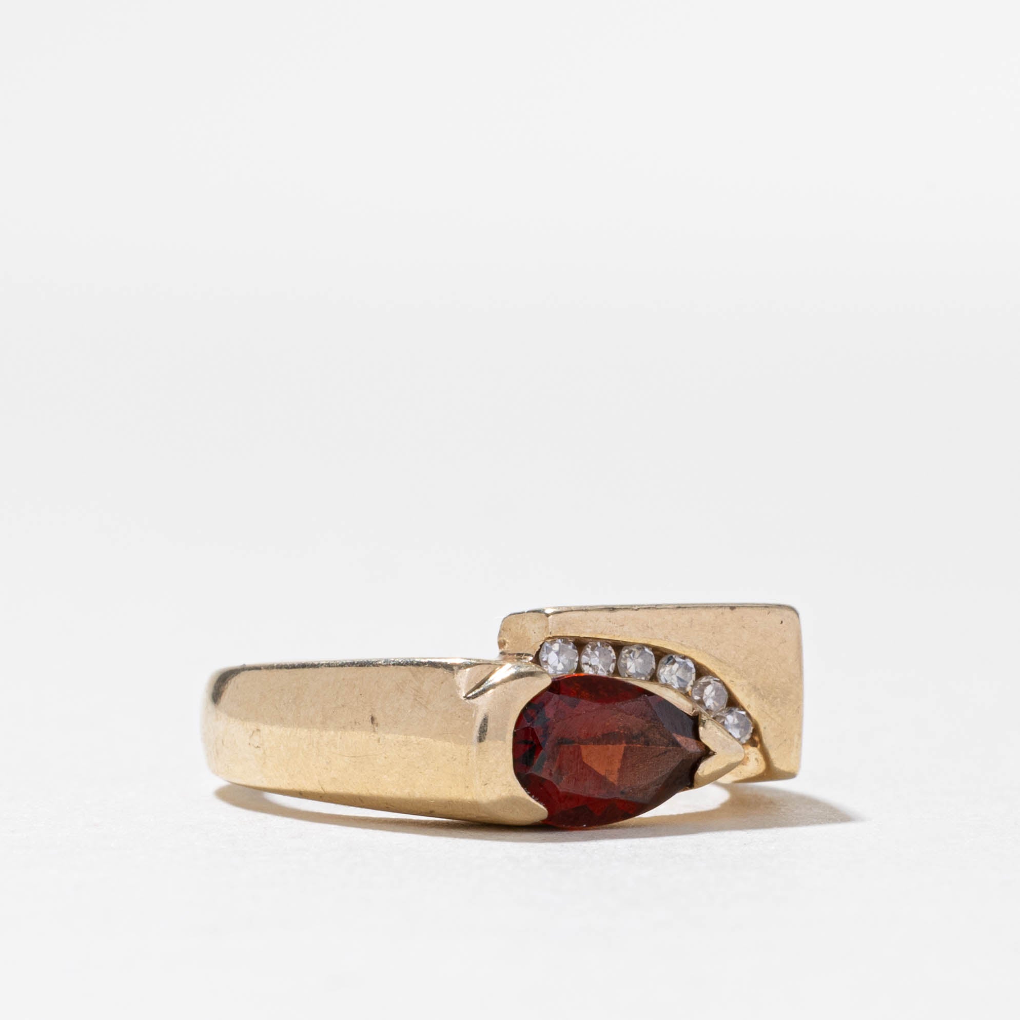 10k Pear Cut Garnet & Diamond Geometric Ring | 0.90ct, 0.03ctw | SZ 5.5