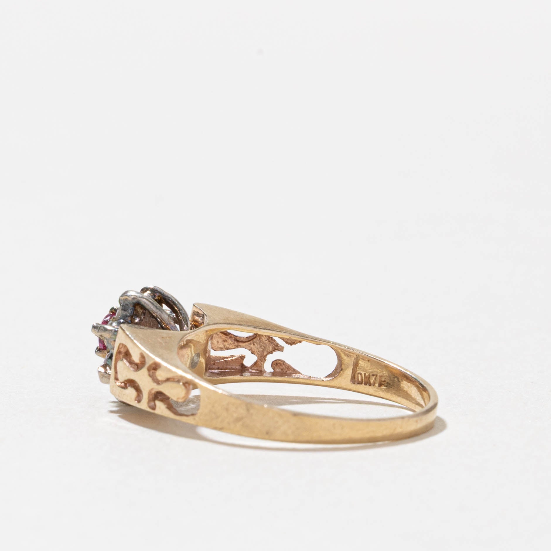 10k Ruby & Diamond Petal Cluster Ring | SZ 5.75