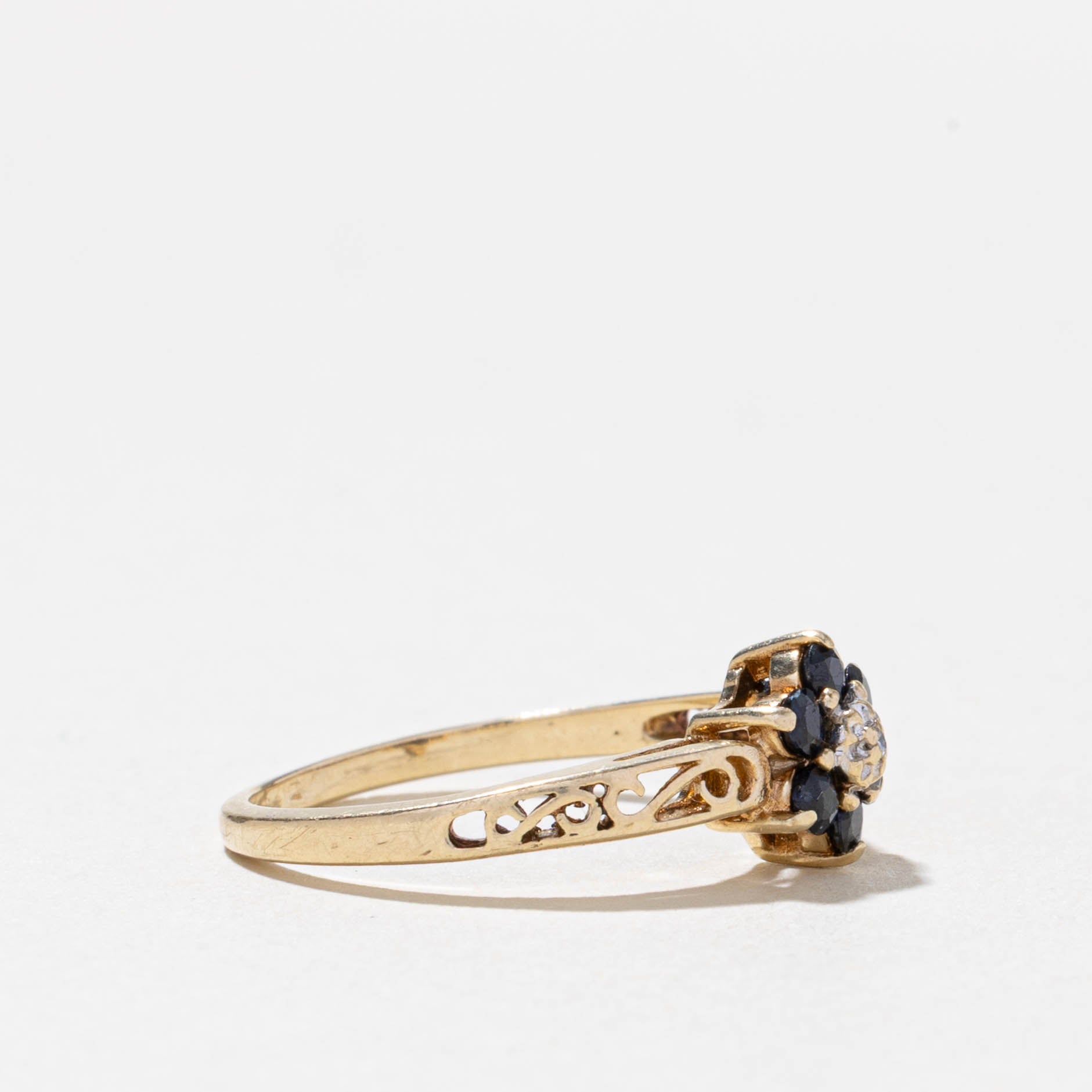 10k Sapphire & Diamond Petal Cluster Ring | SZ 6.5