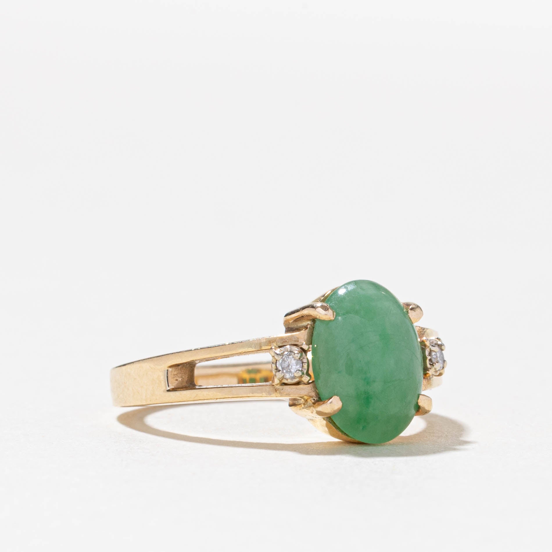 14k Jadeite & Diamond Accented Ring | 2.00ct, 0.03ctw | SZ 6.75
