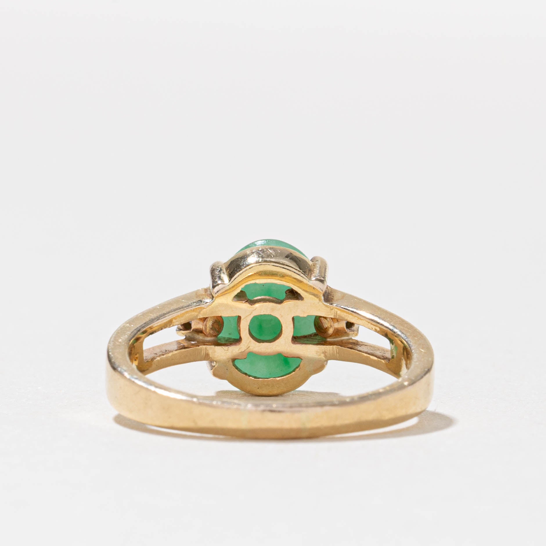 14k Jadeite & Diamond Accented Ring | 2.00ct, 0.03ctw | SZ 6.75