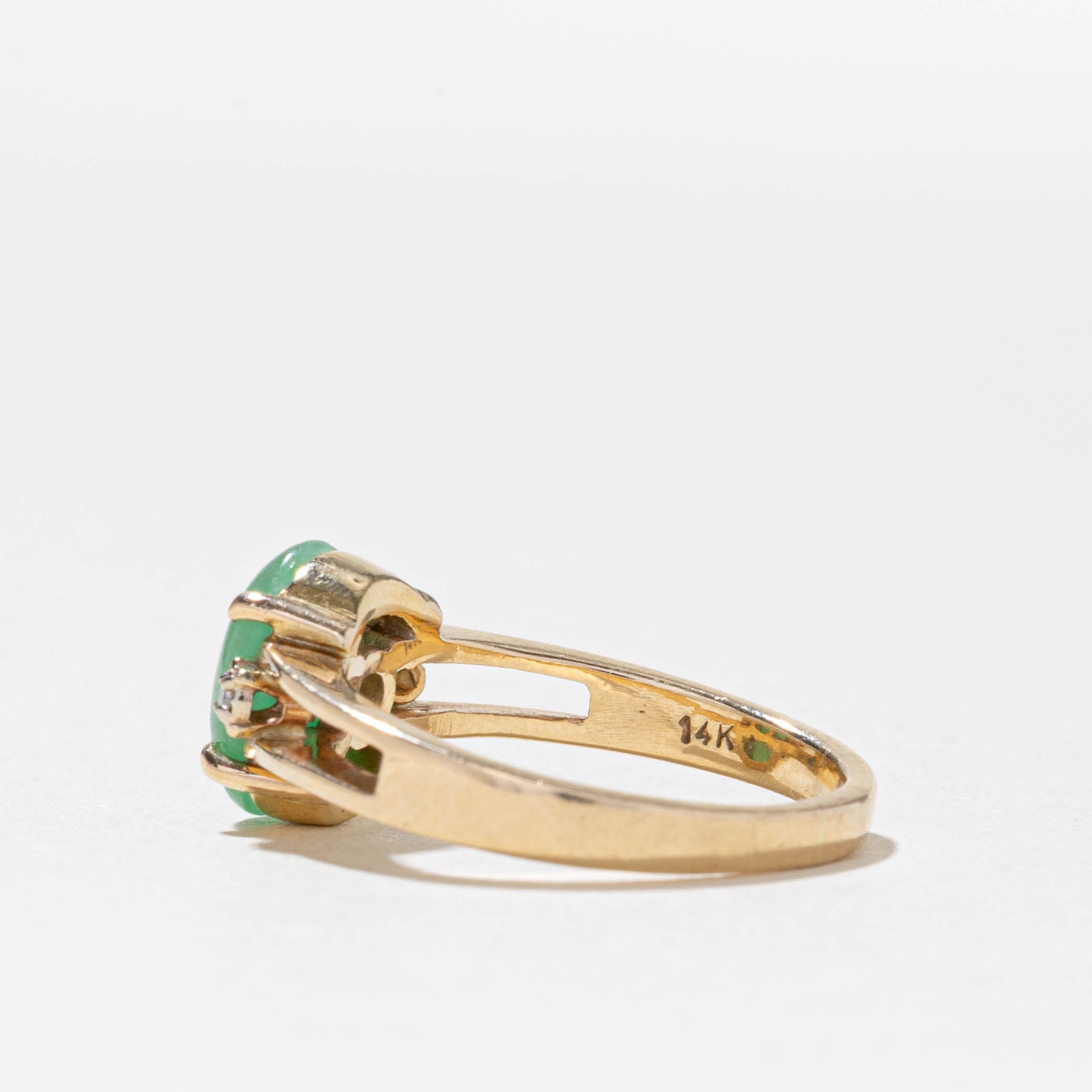 14k Jadeite & Diamond Accented Ring | 2.00ct, 0.03ctw | SZ 6.75