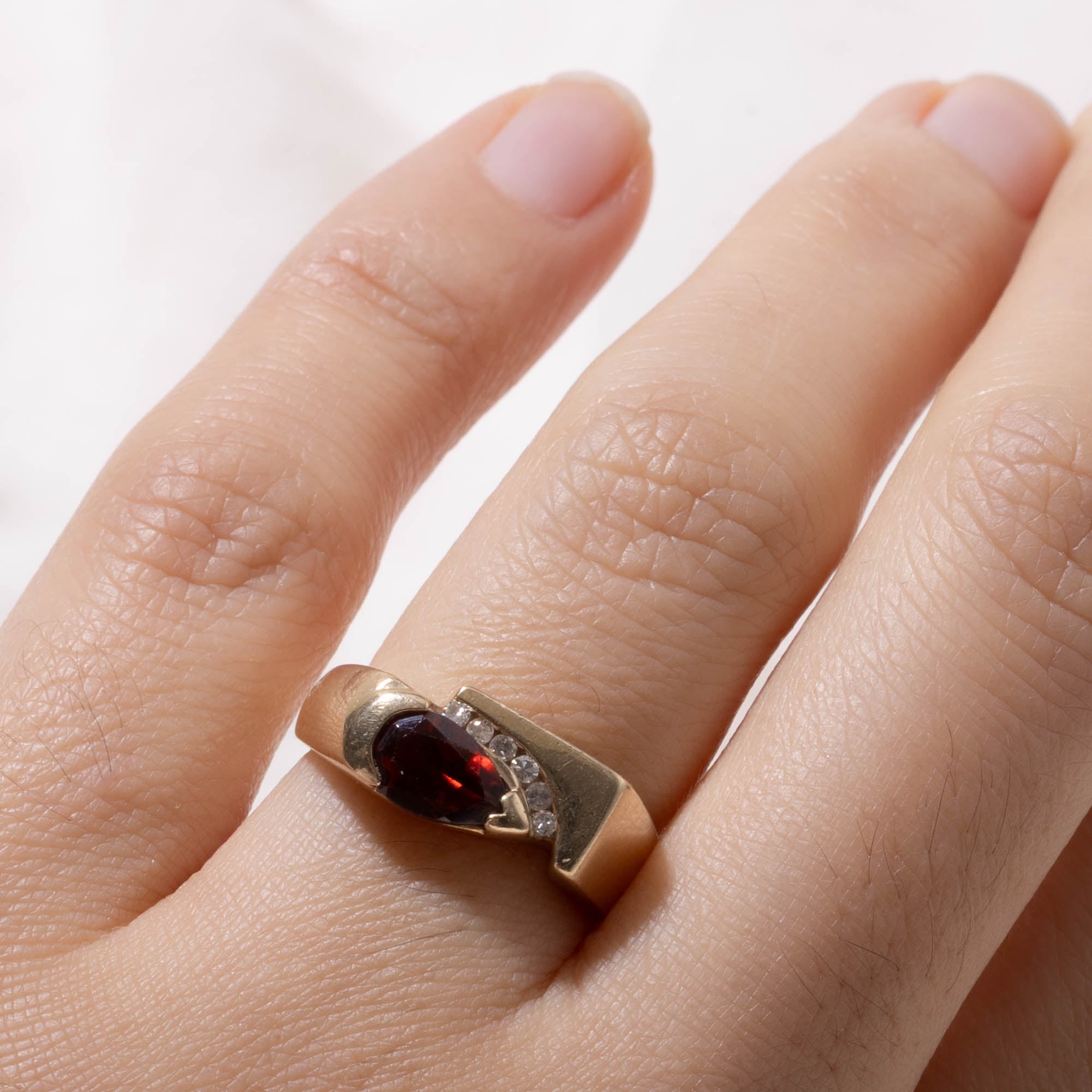 10k Pear Cut Garnet & Diamond Geometric Ring | 0.90ct, 0.03ctw | SZ 5.5