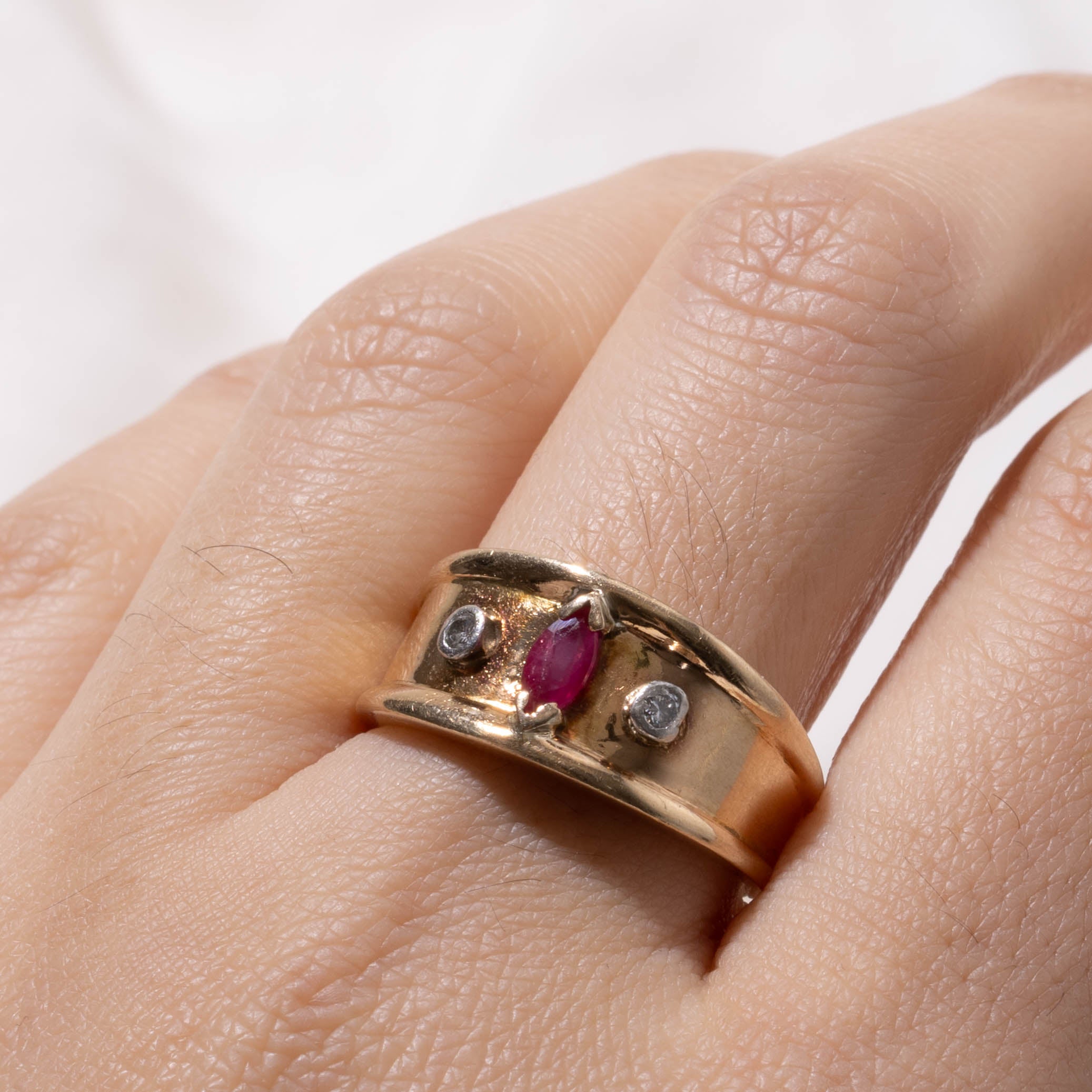 14k Ruby & Diamond Chunky Band | SZ 8.75