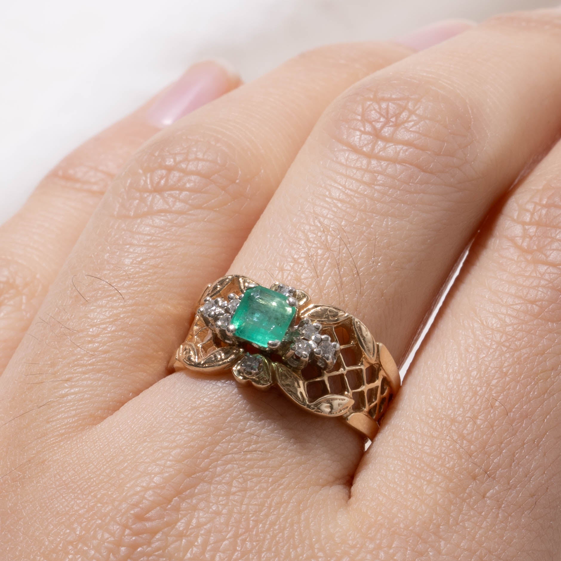 14k Emerald & Diamond Openwork Ring | 0.57ct, 0.08ctw | SZ 7.5