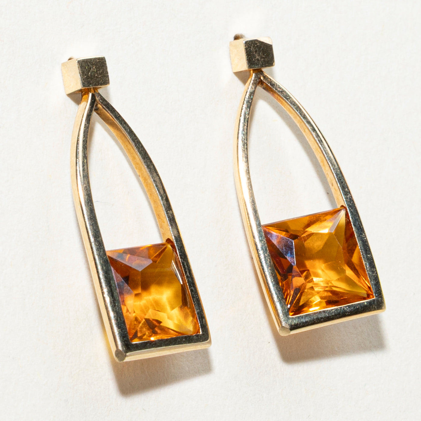 Boucles d'oreilles pendantes géométriques en citrine | 3,40 ct