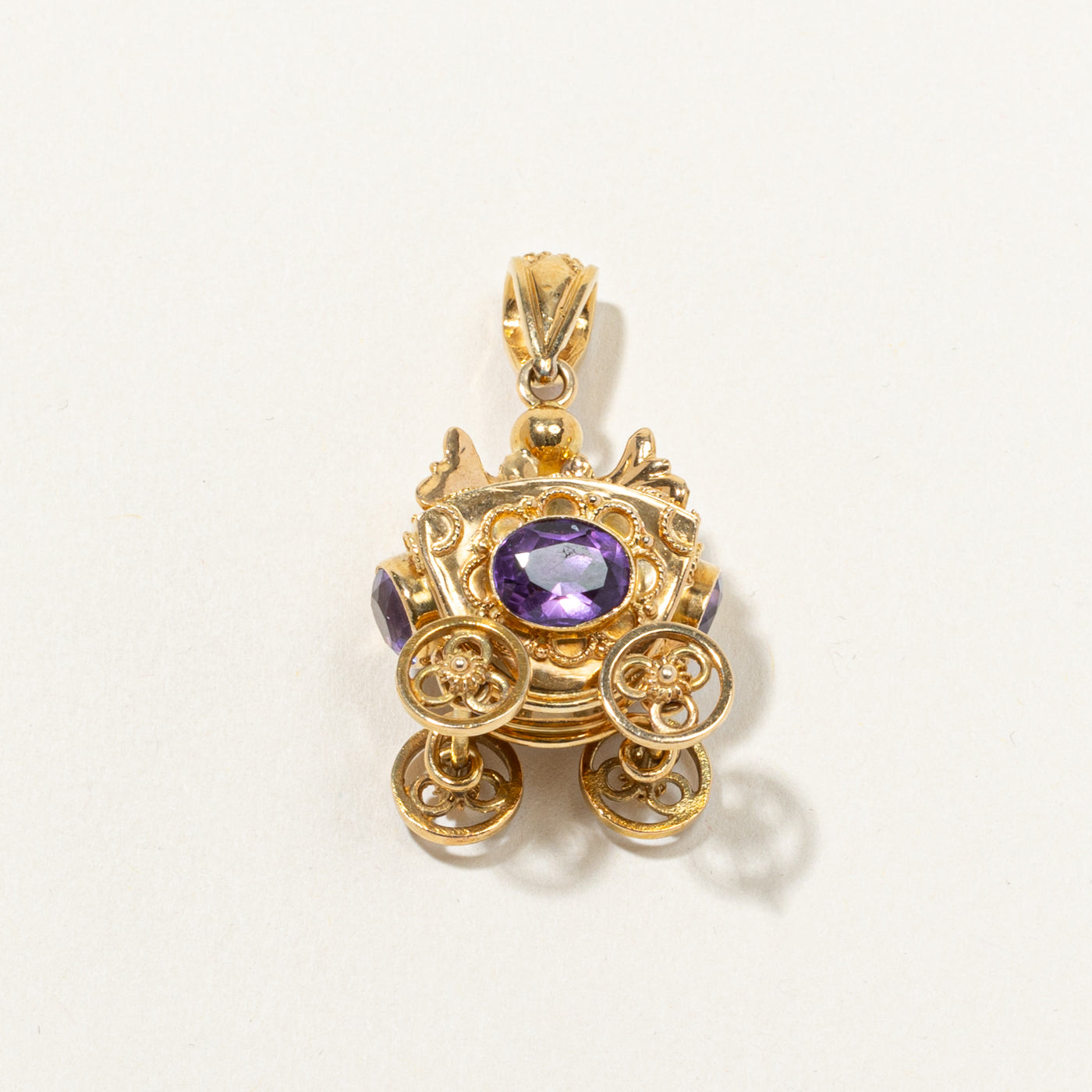 18k Amethyst Ornate Carriage Charm | 5.00ctw