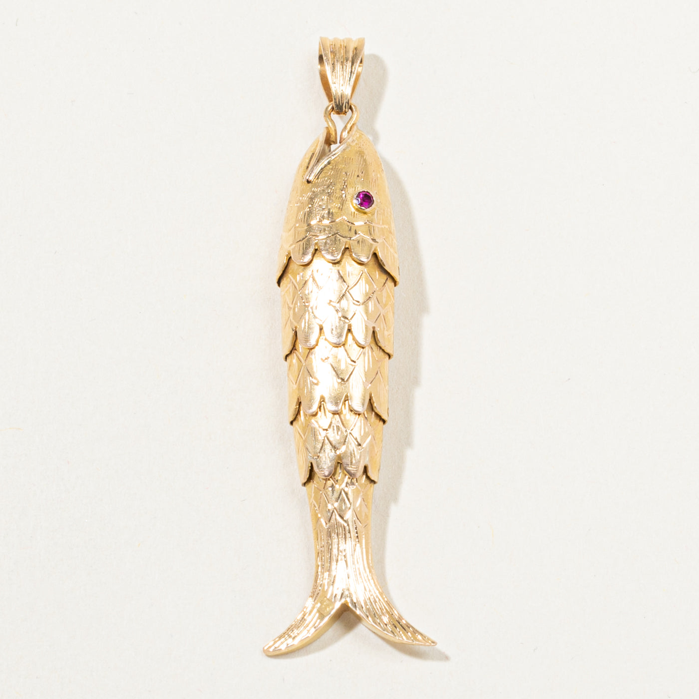 18k Synthetic Ruby Articulated Fish Pendant | 0.04ctw