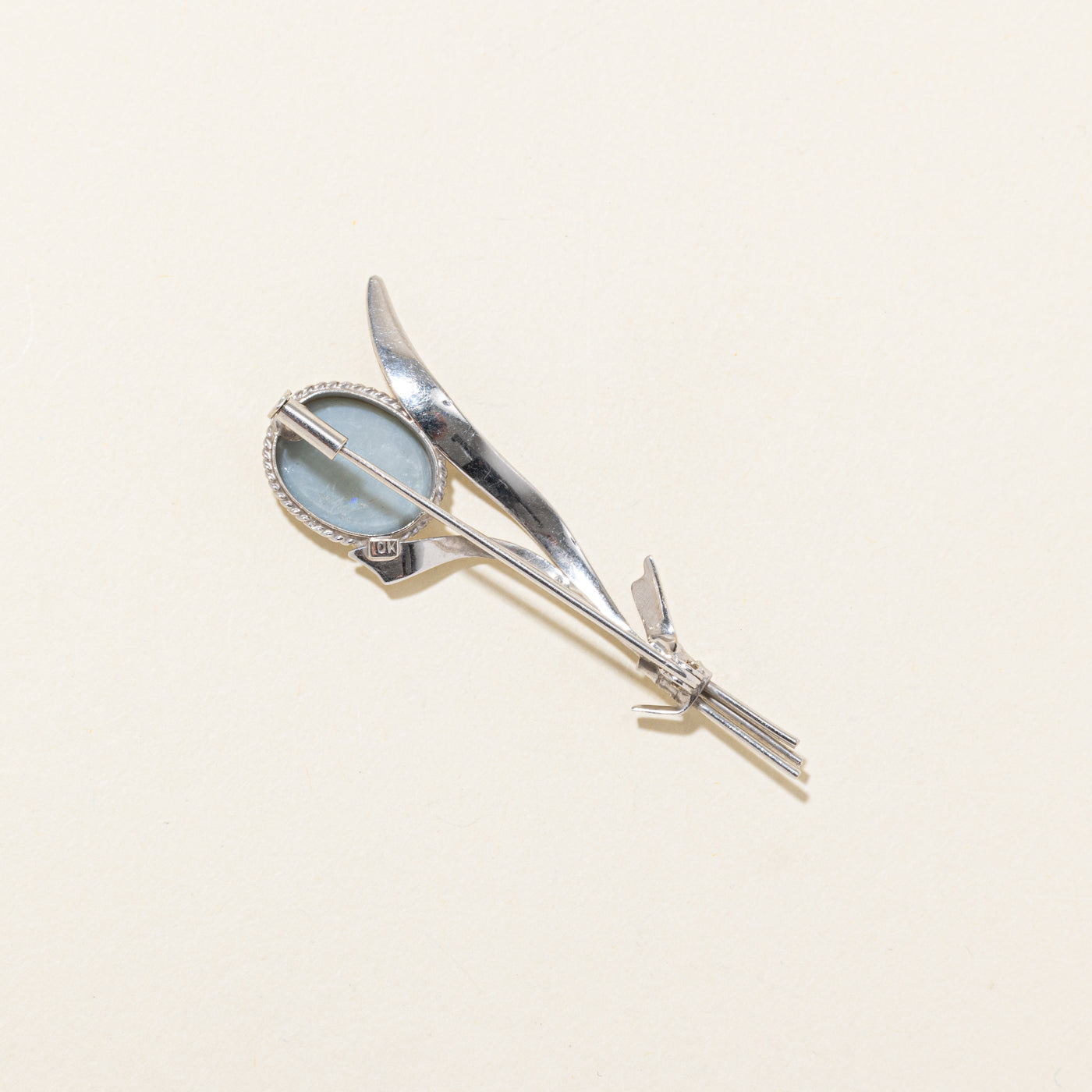 10k Cabochon Opal Textured Floral Brooch | 3.00ct