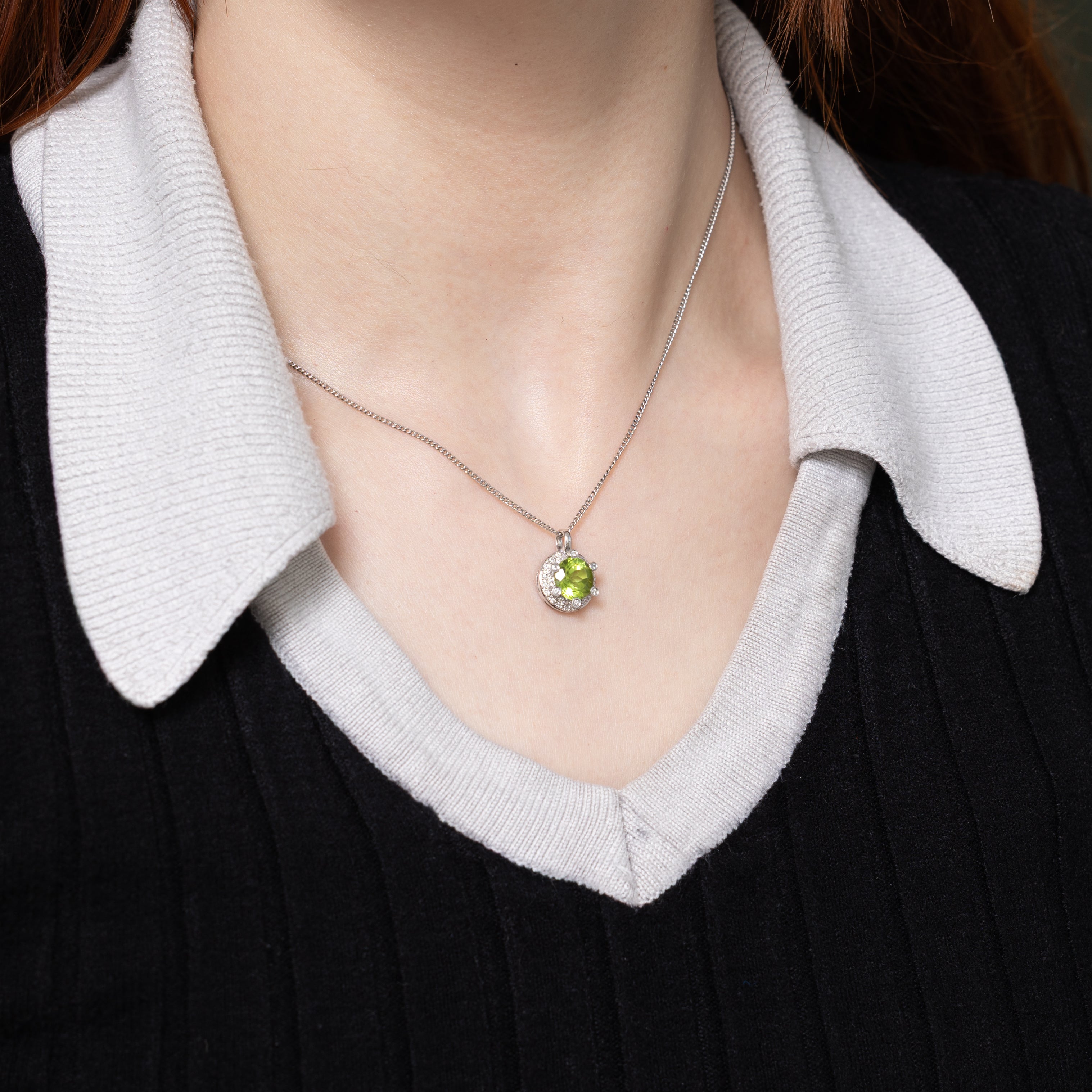 18k White Gold Peridot & Diamond Halo Pendant | 2.30ct, 0.08ctw