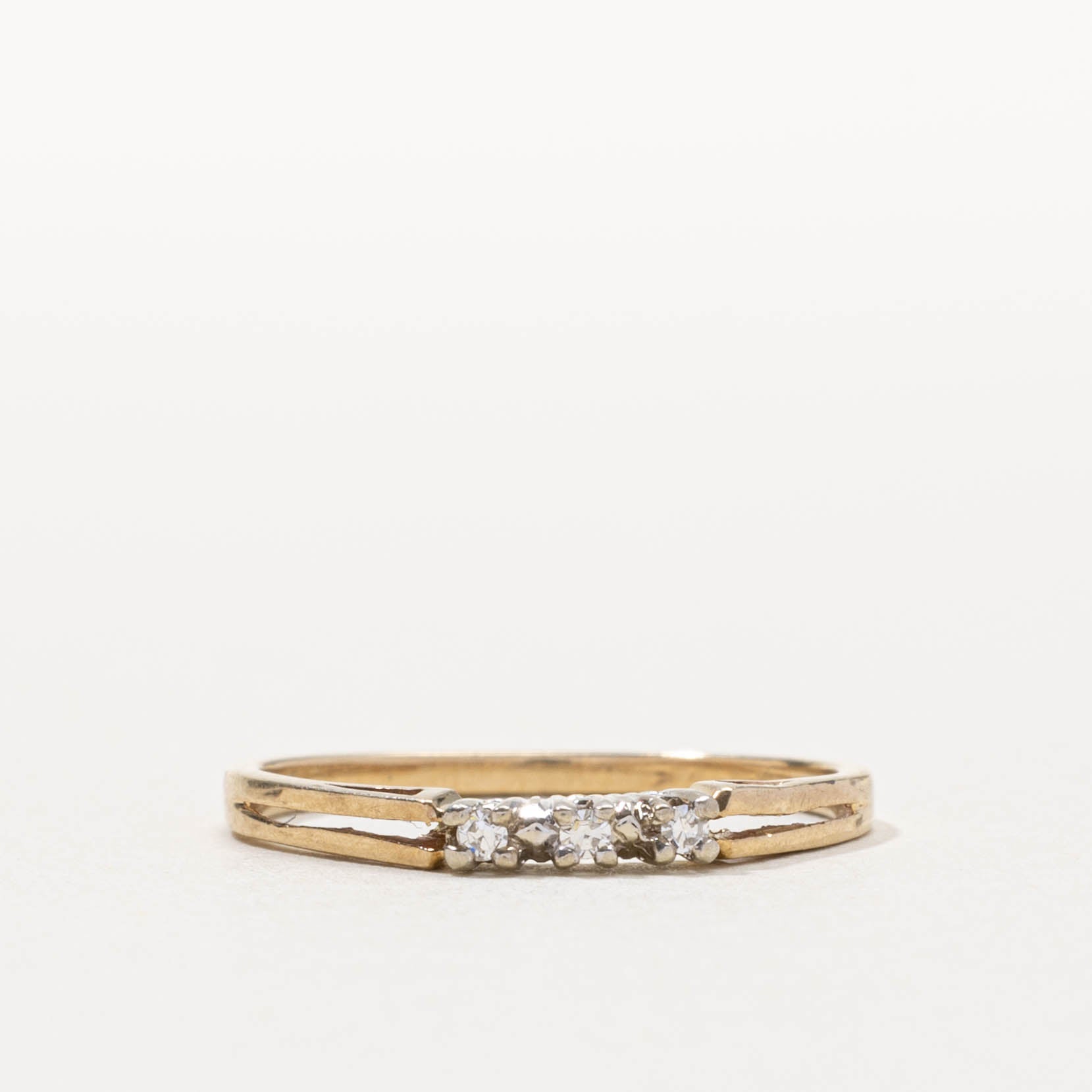 10k Three Stone Diamond Split Band | SZ 6.5