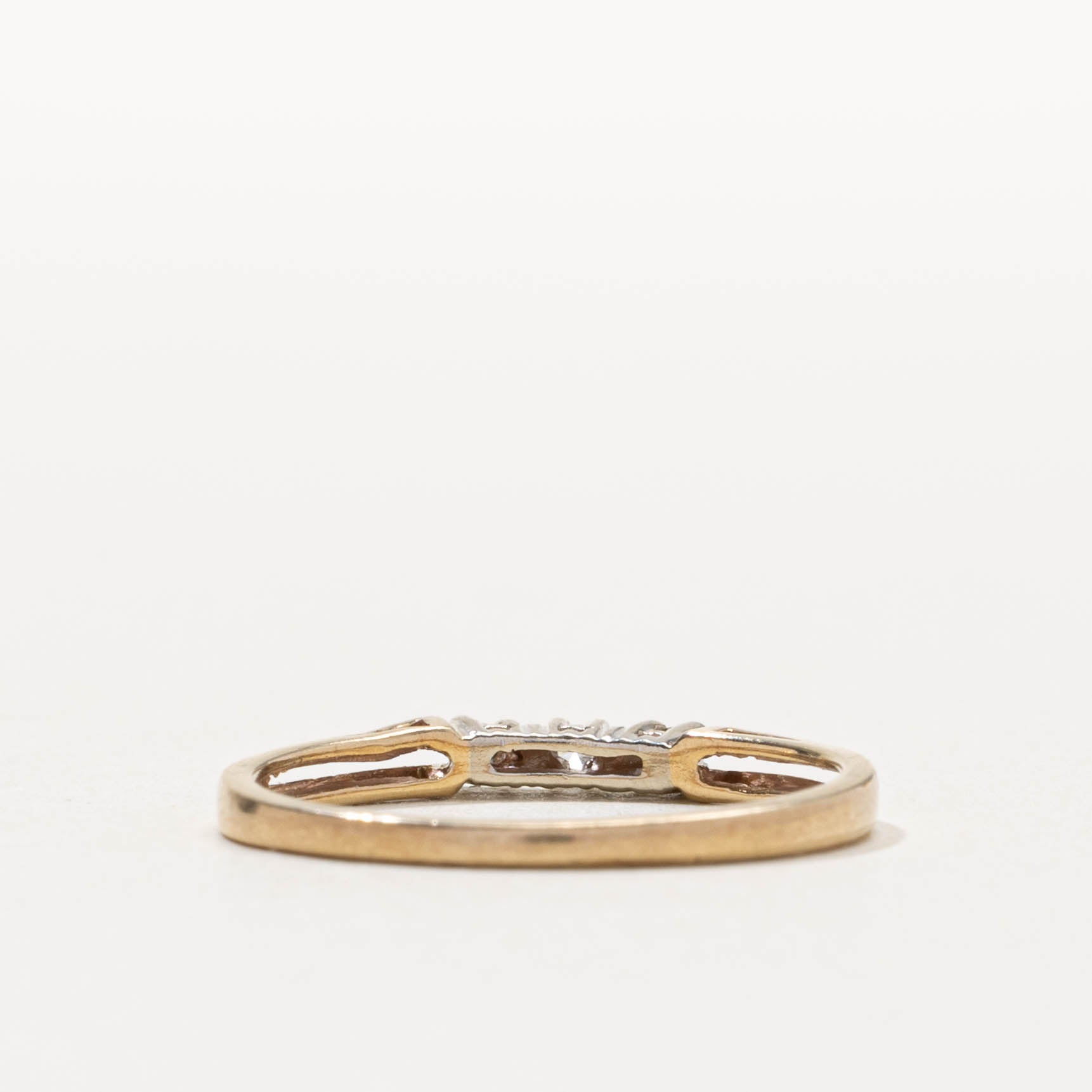 10k Three Stone Diamond Split Band | SZ 6.5