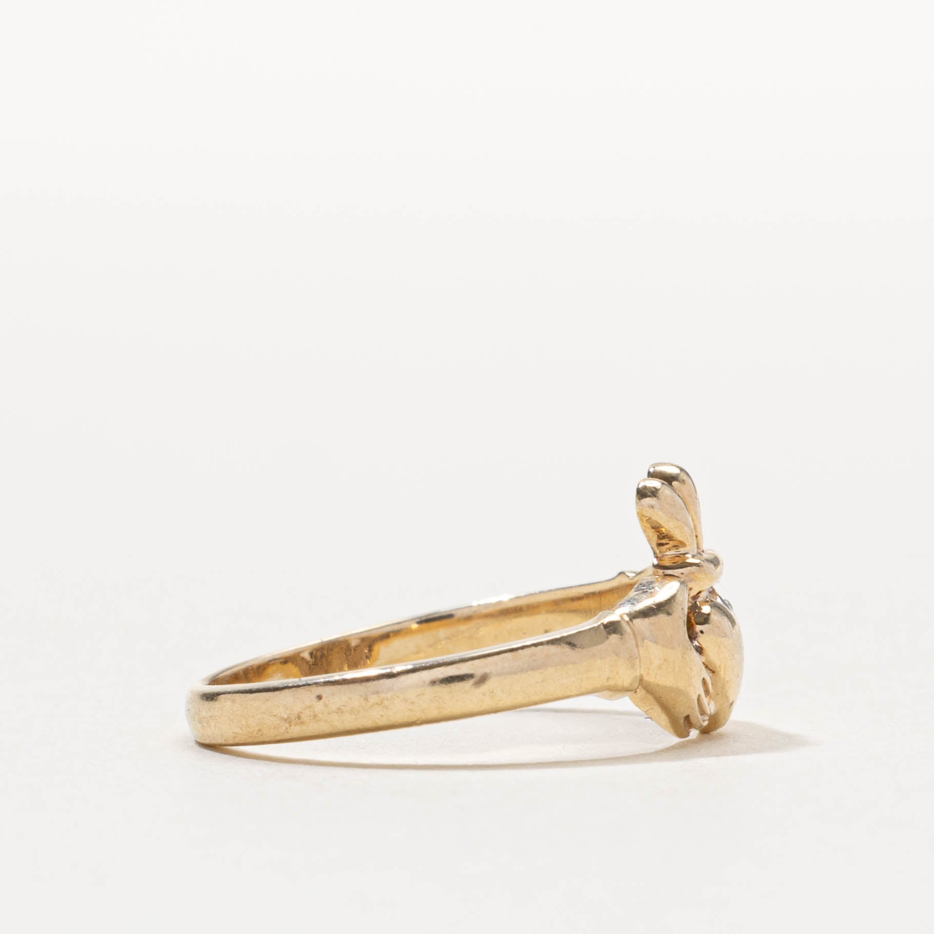 9k Claddagh Diamond Ring | SZ 5.5