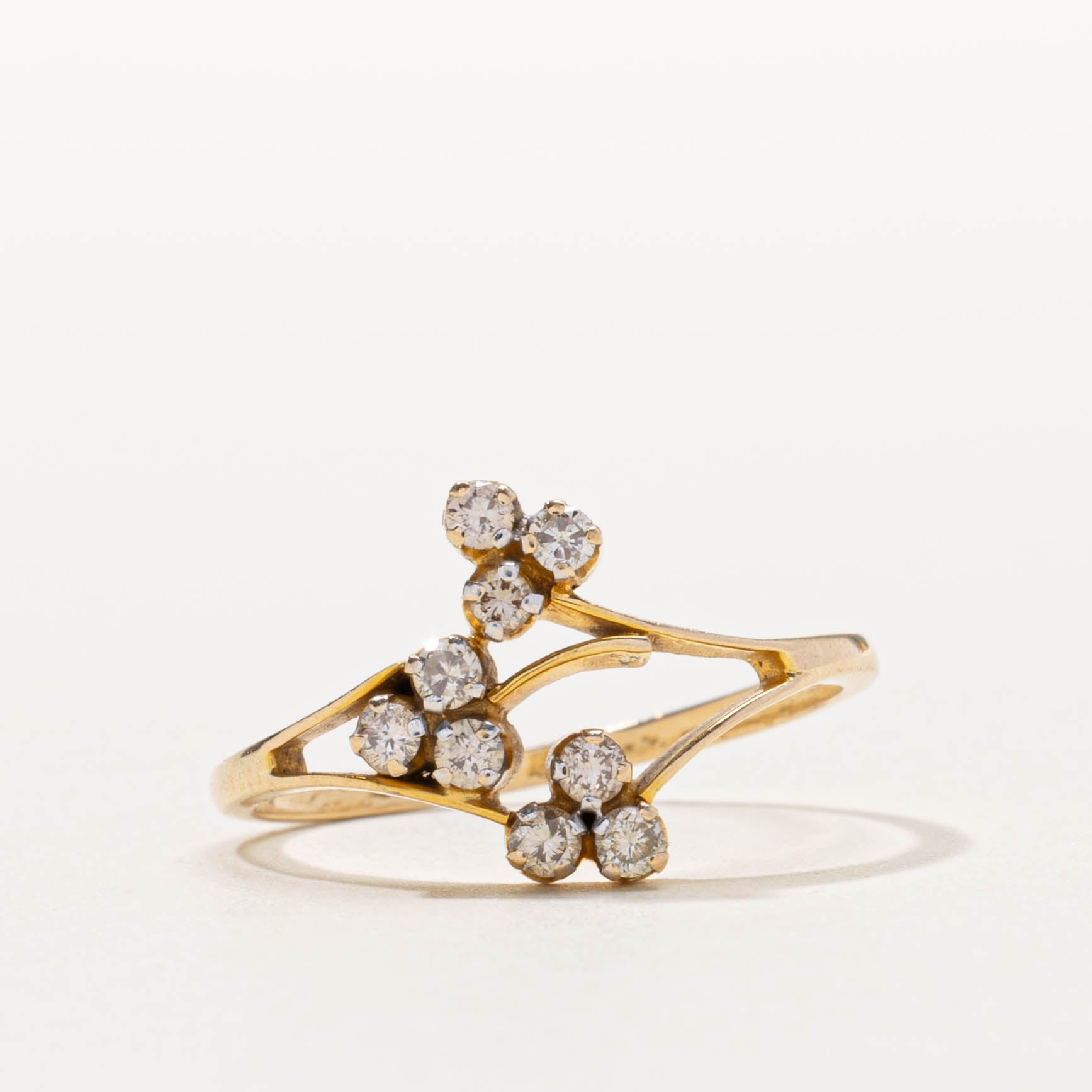 18k Scatered Diamond Bypass Ring | SZ 7.75