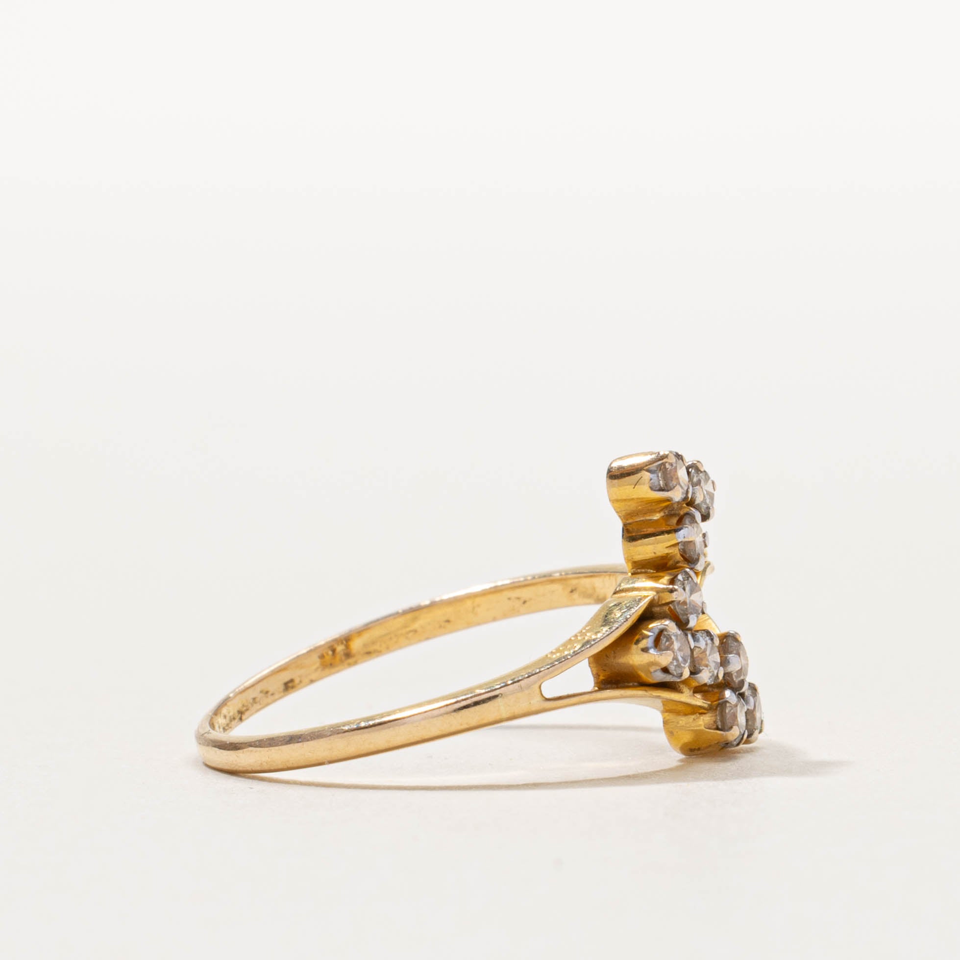 18k Scatered Diamond Bypass Ring | SZ 7.75