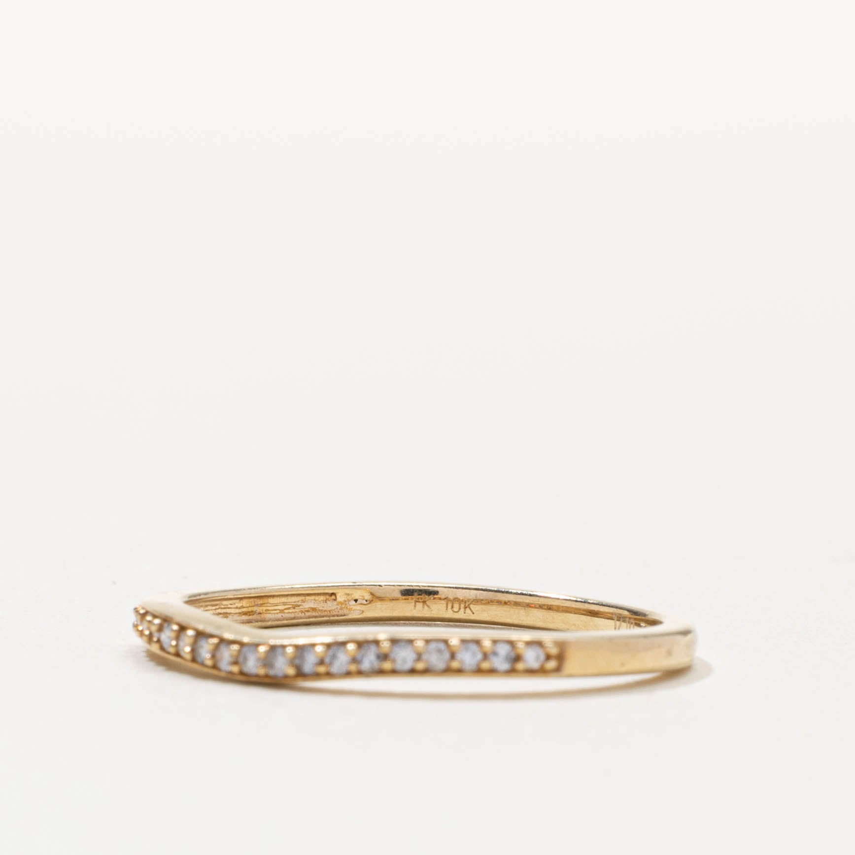 10k Semi-Eternity Diamond Chevron Ring | SZ 7.25