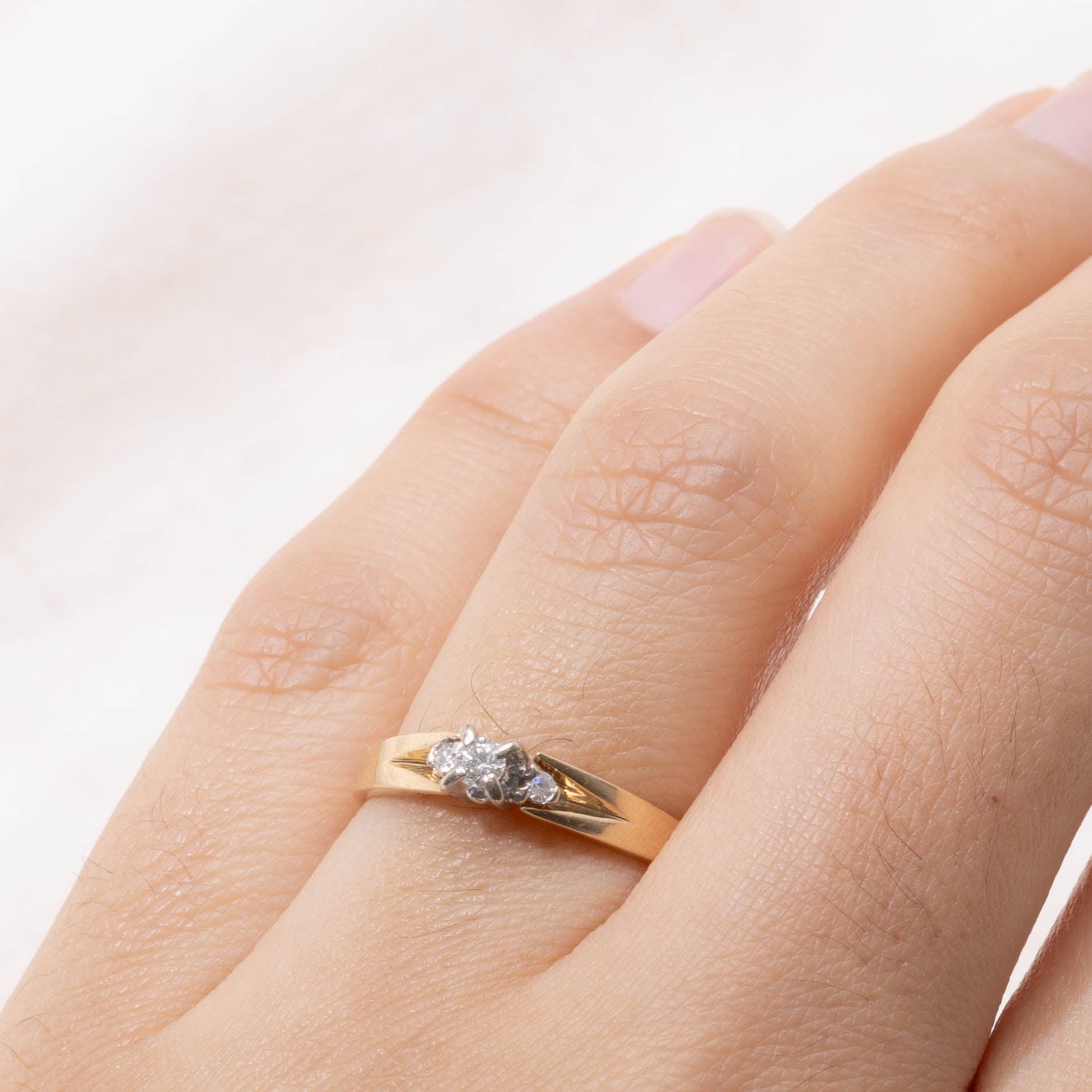 14k Three Stone Diamond Ring | SZ 6.5
