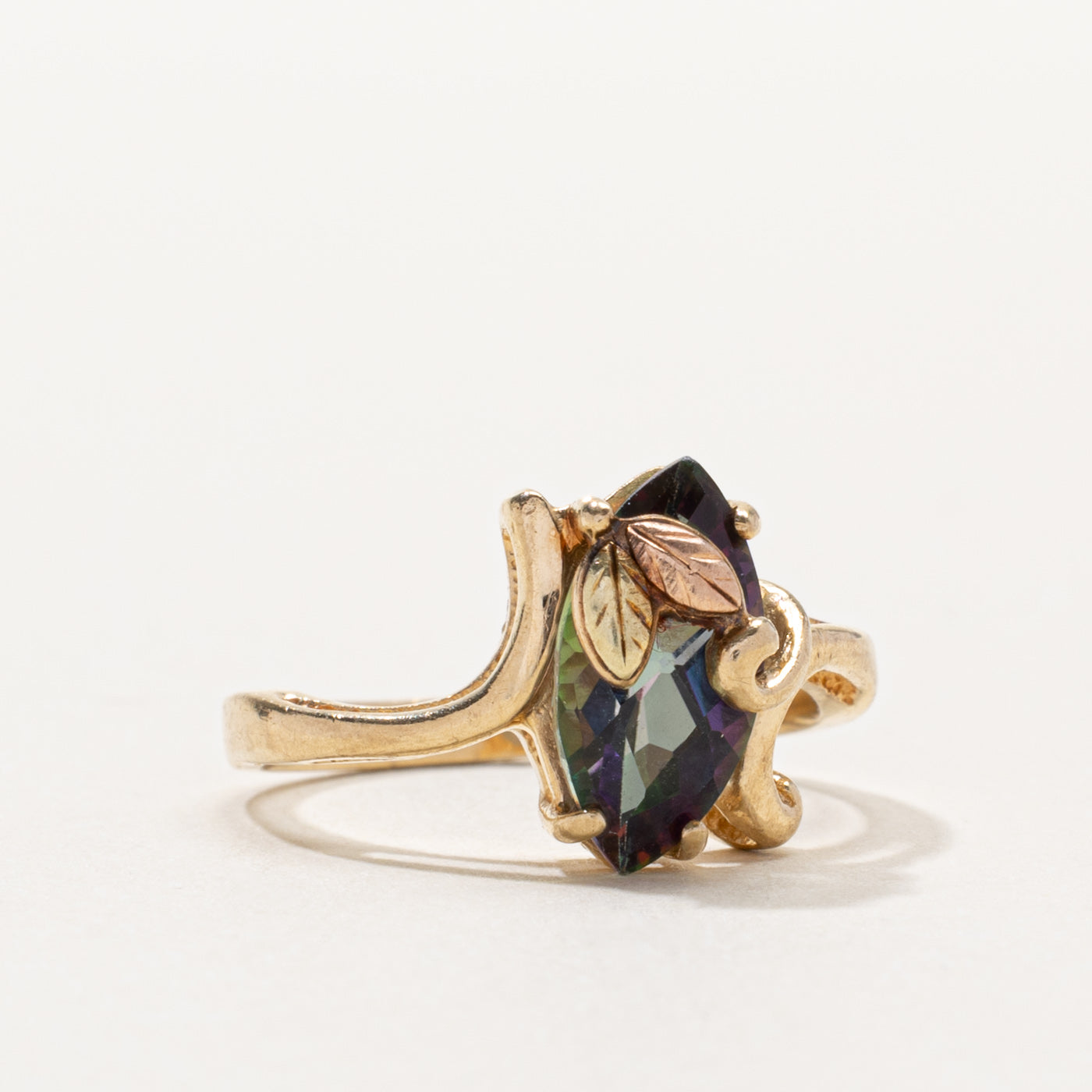 10k Mystic Topaz Leaf Engraved Ring | 2.00ct | SZ 6