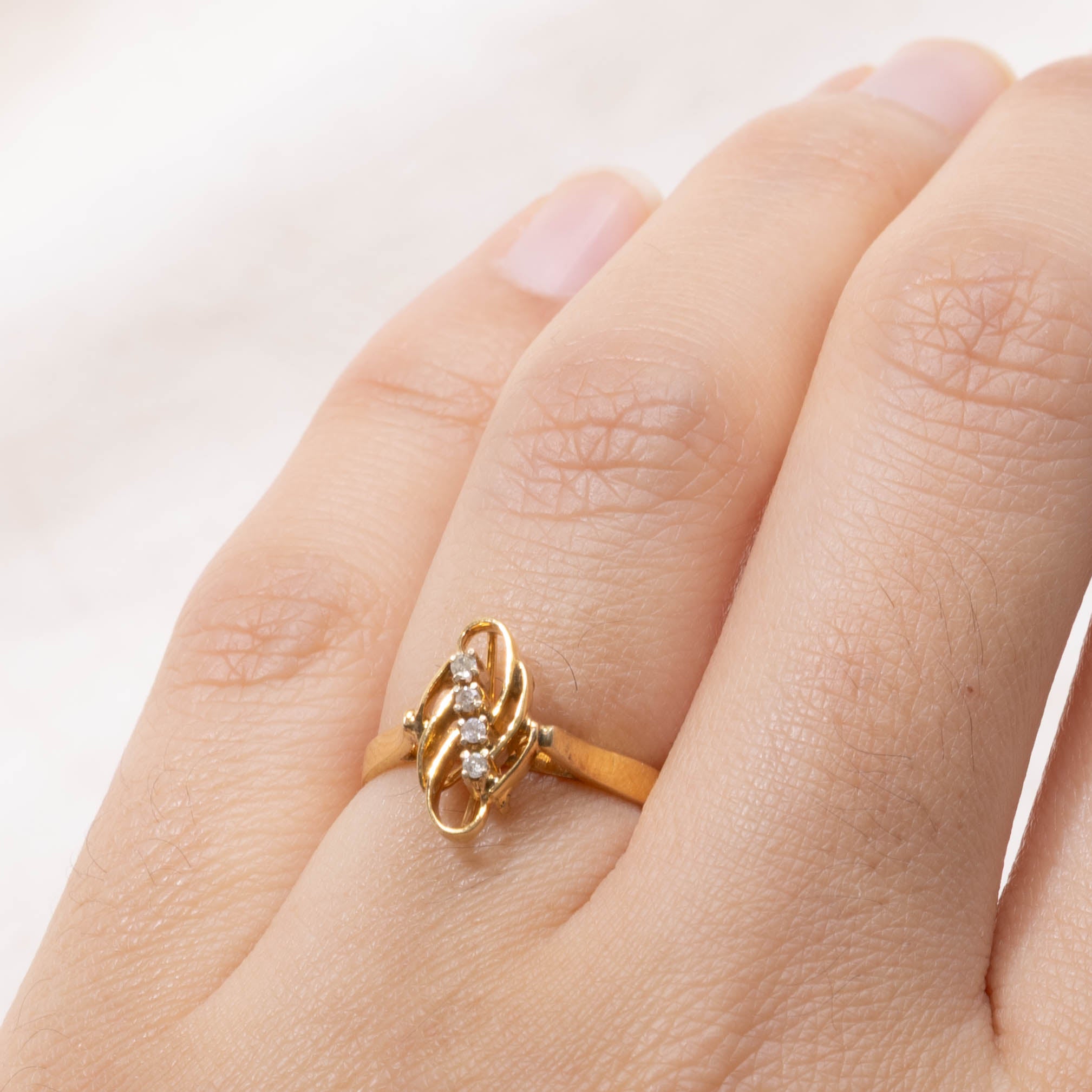 10k Diagonal Diamond Openwork Ring | SZ 5.25