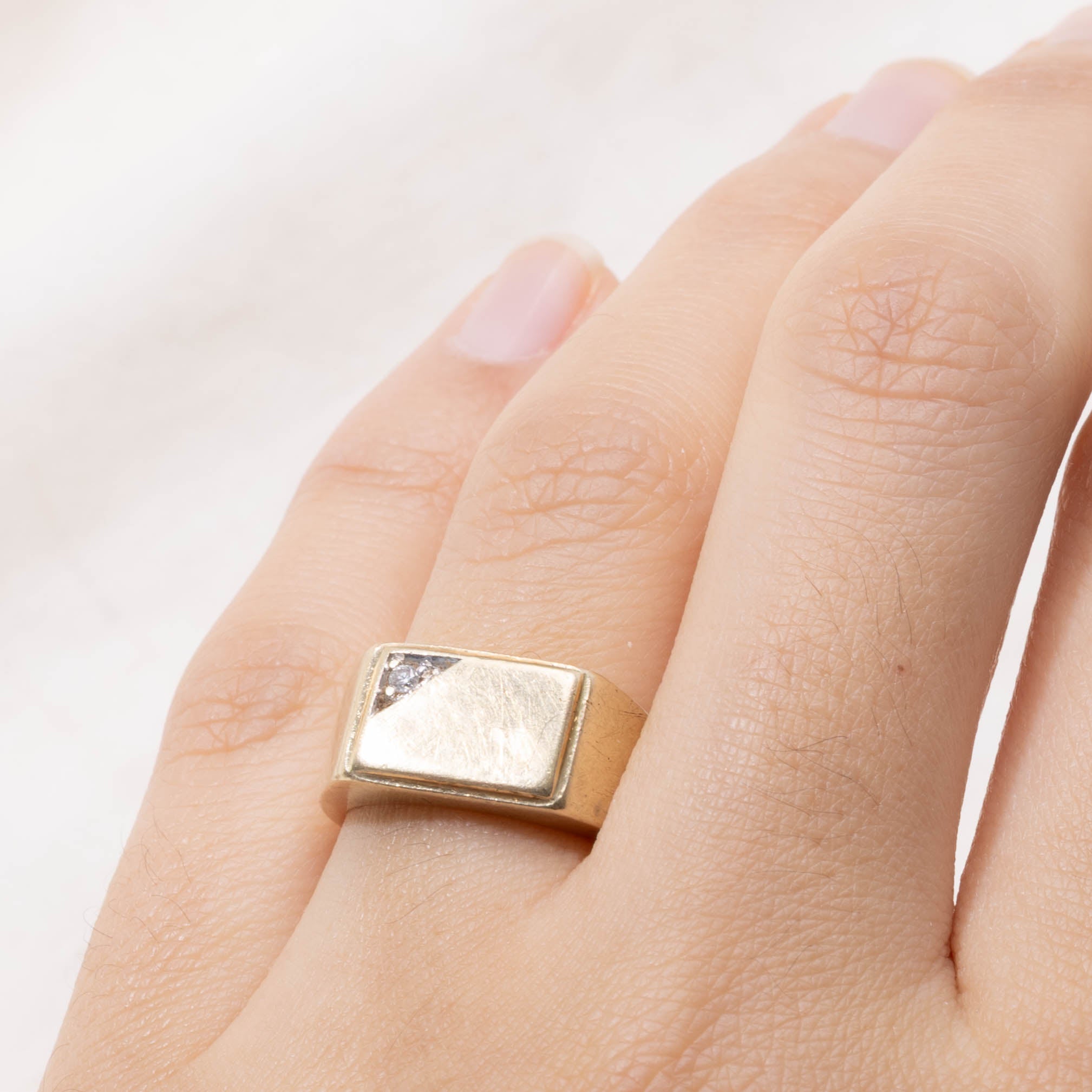 10k Diamond Triangle Signet Ring | SZ 6.25