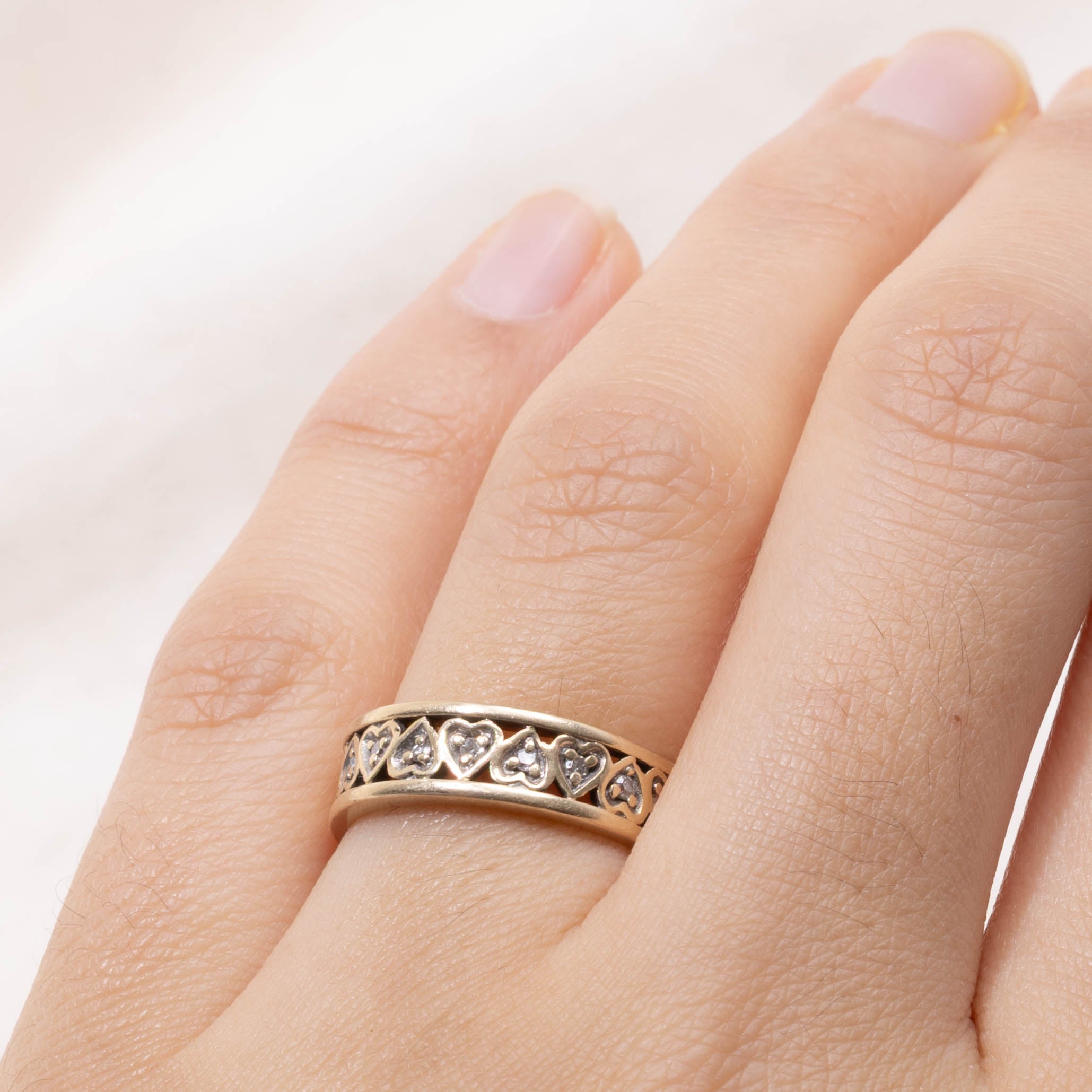 10k Diamond Openwork Heart Band | 8.00mm | SZ 6.5