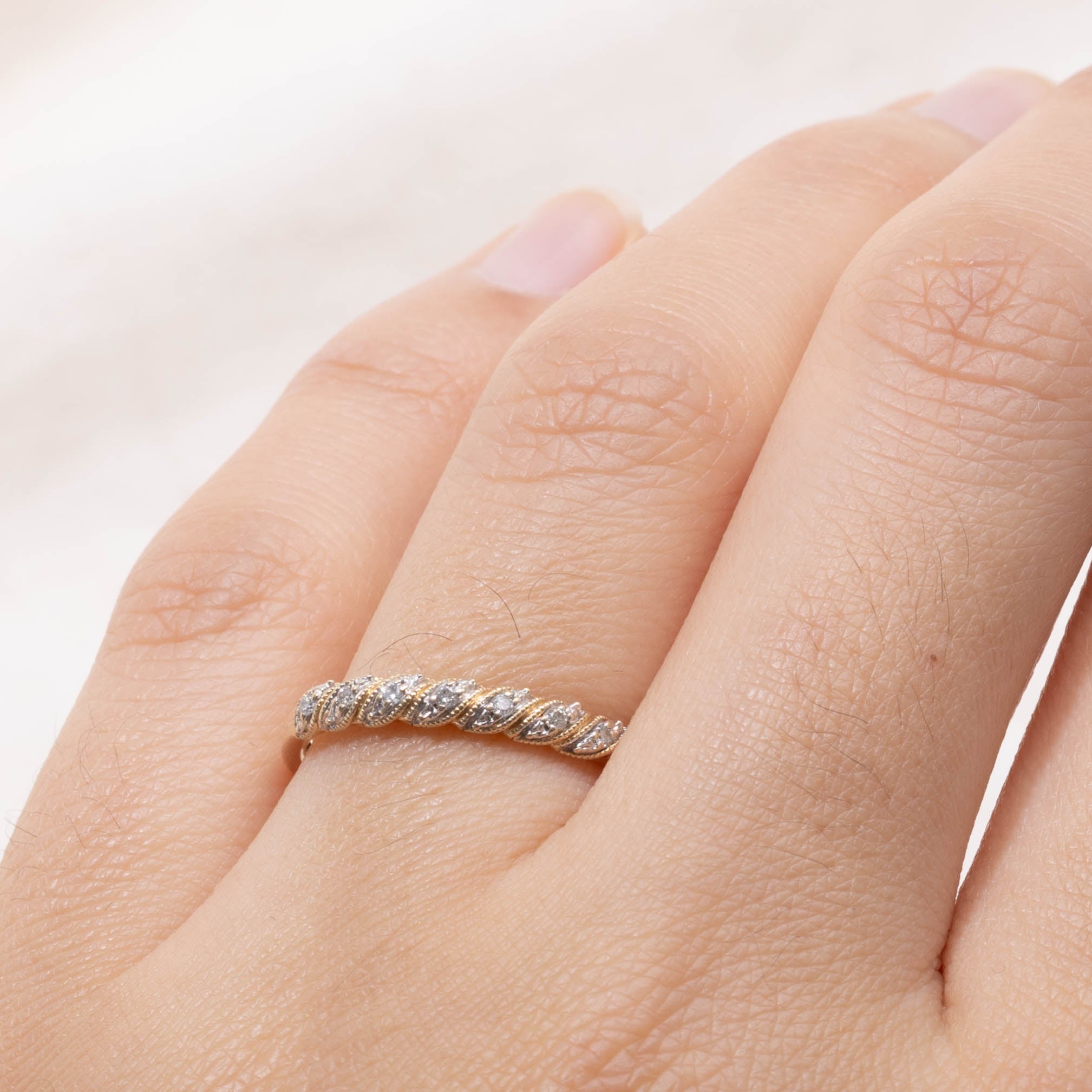 10k Diamond Milgrained Rope Band | SZ 7.25