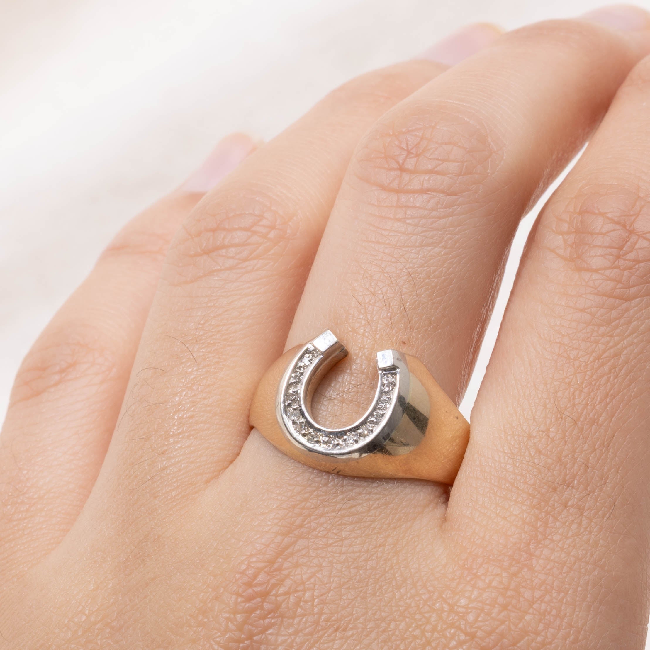 10k Diamond Accent Horseshoe Ring | SZ 11