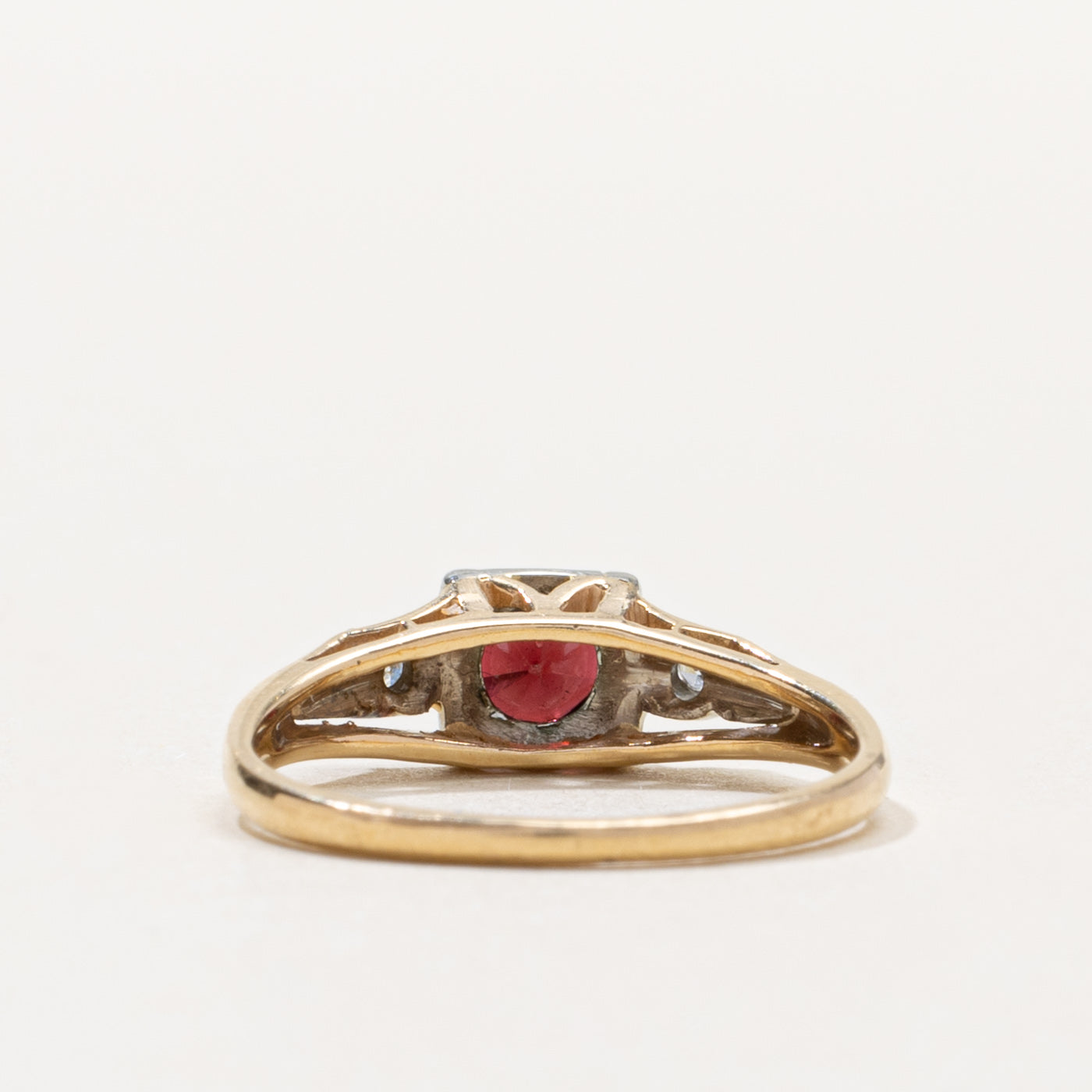 14k Garnet & Diamond Accented Tapered Ring | 0.40ct, 0.03ctw | SZ 5
